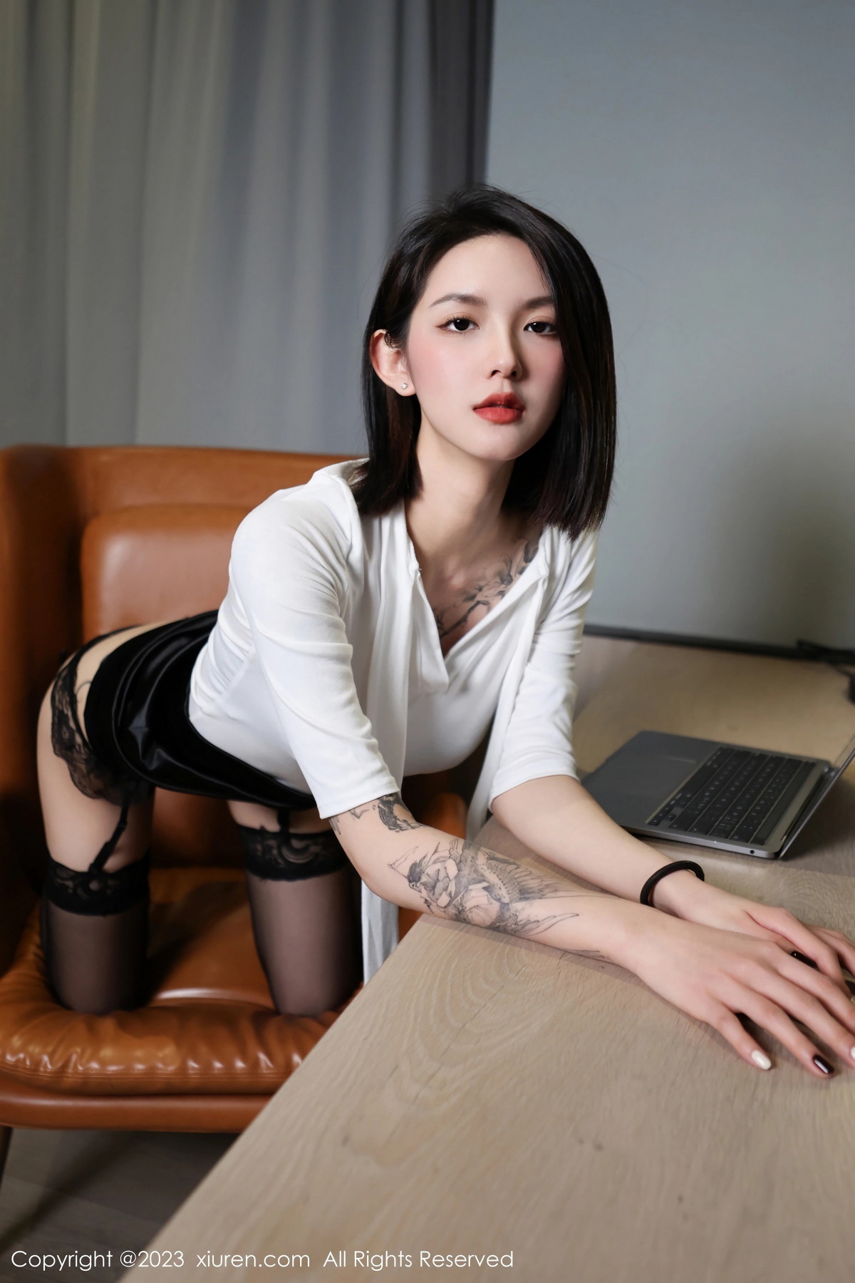 [XiuRen]高清写真图 2023.02.24 No.6316 乔一一 黑丝美腿