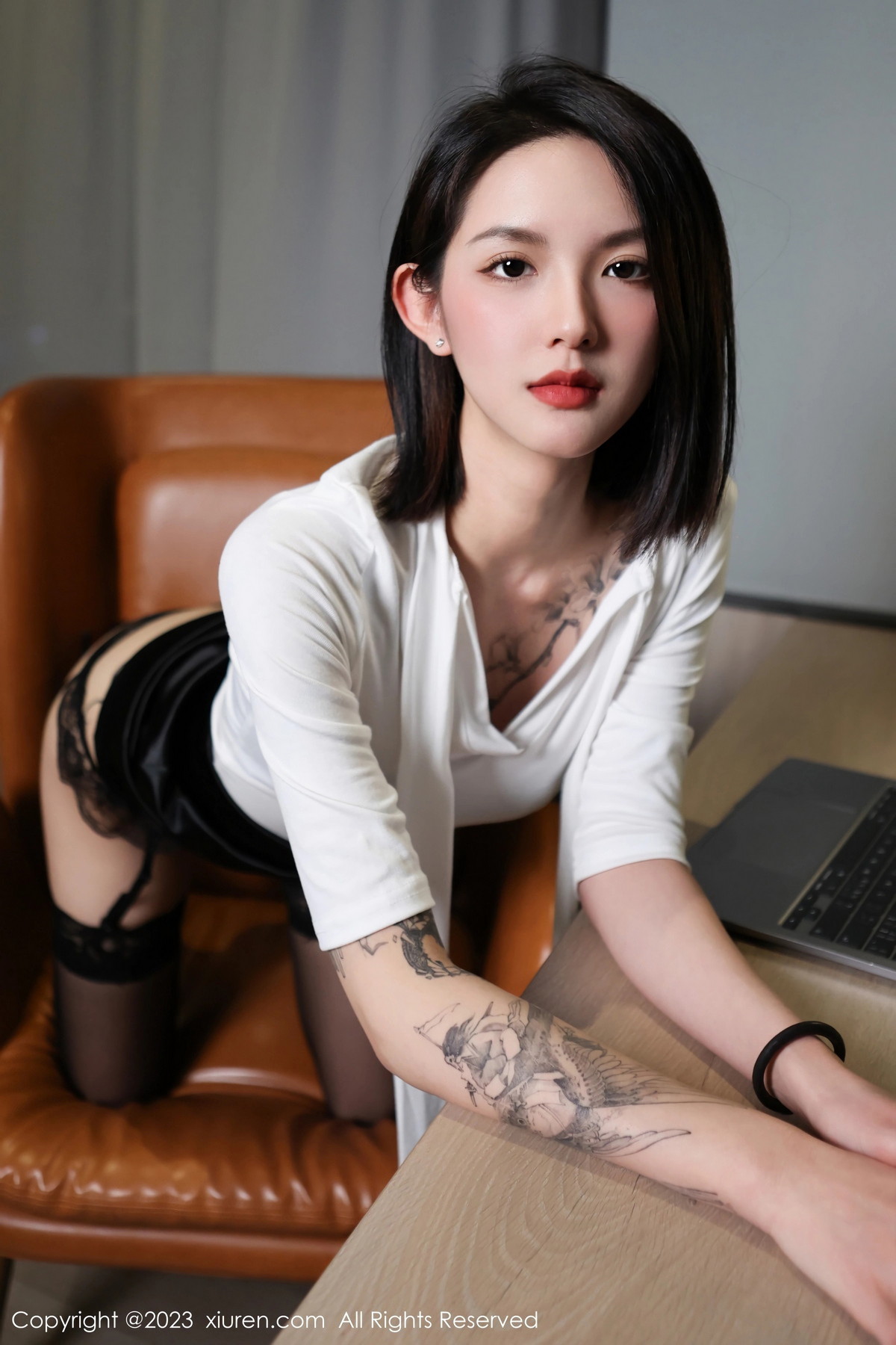 [XiuRen]高清写真图 2023.02.24 No.6316 乔一一 黑丝美腿