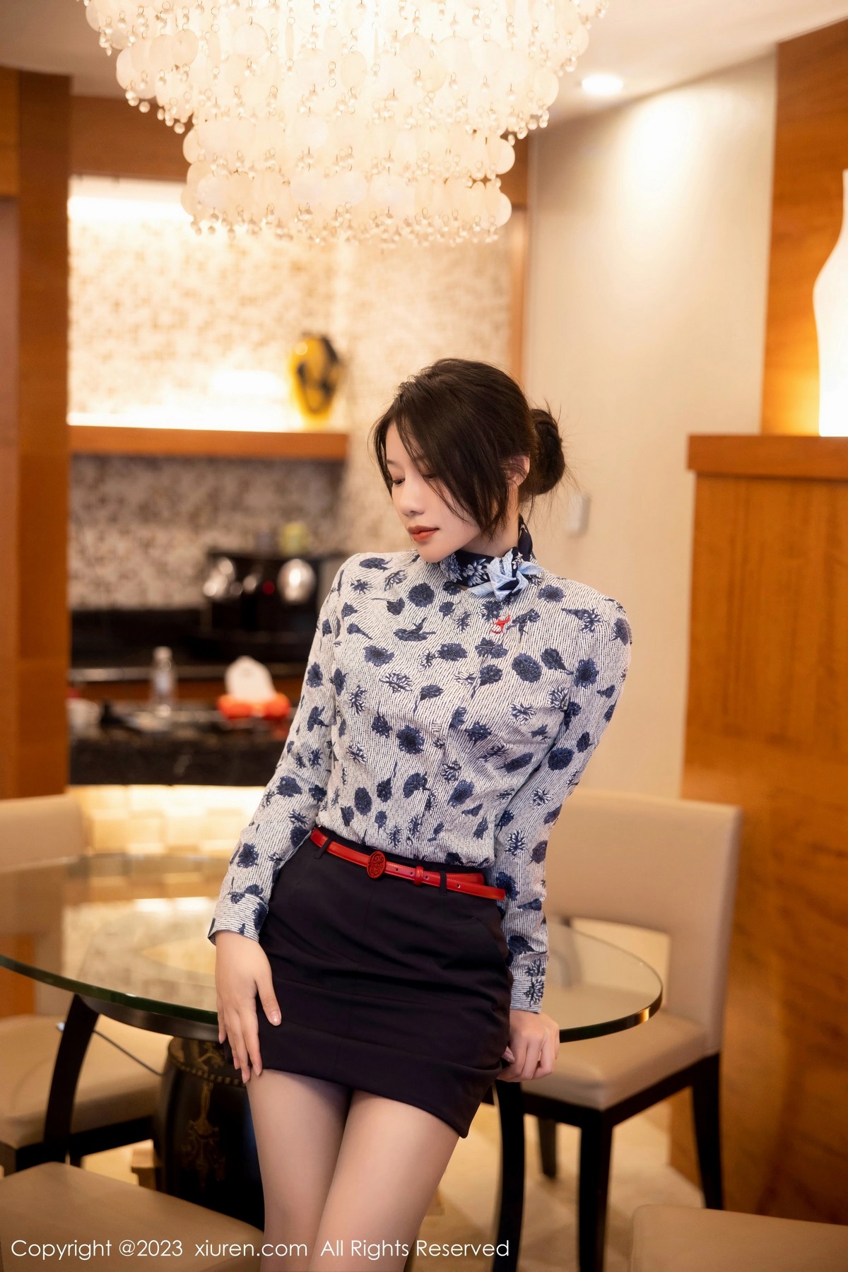 [XiuRen]高清写真图 2023.03.01 No.6338 王楚璇 制服短裙