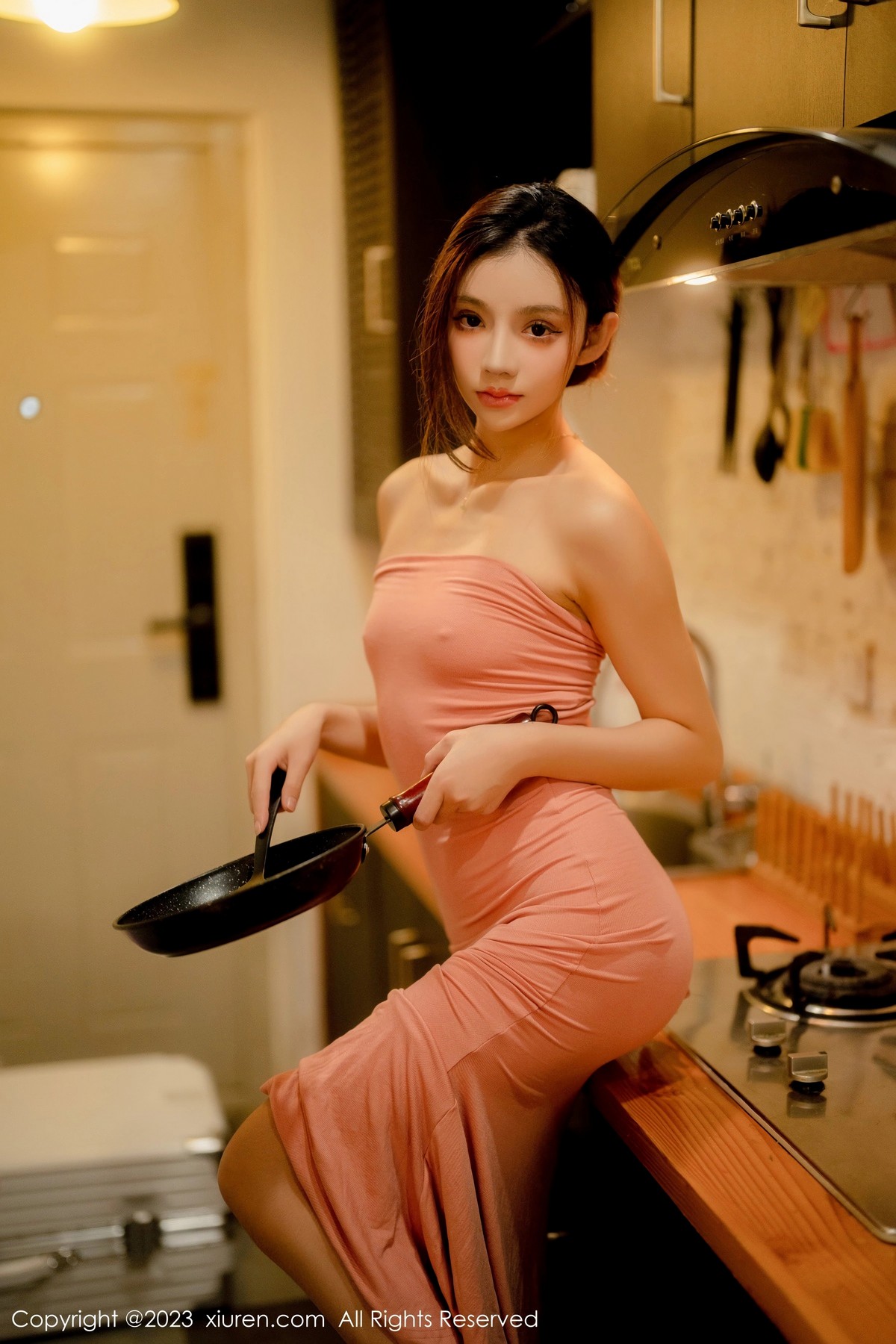 [XiuRen]高清写真图 2023.03.20 No.6437 加朵babe 美腿丝袜