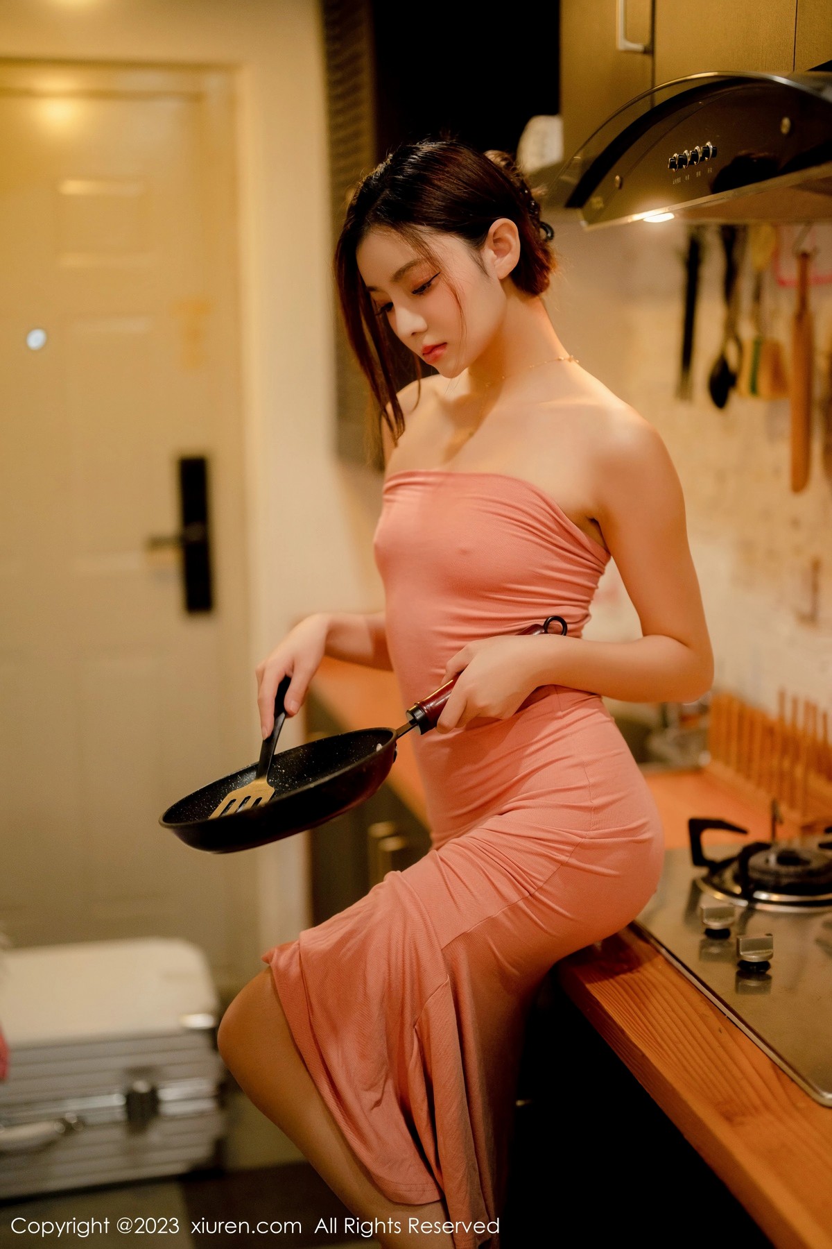 [XiuRen]高清写真图 2023.03.20 No.6437 加朵babe 美腿丝袜