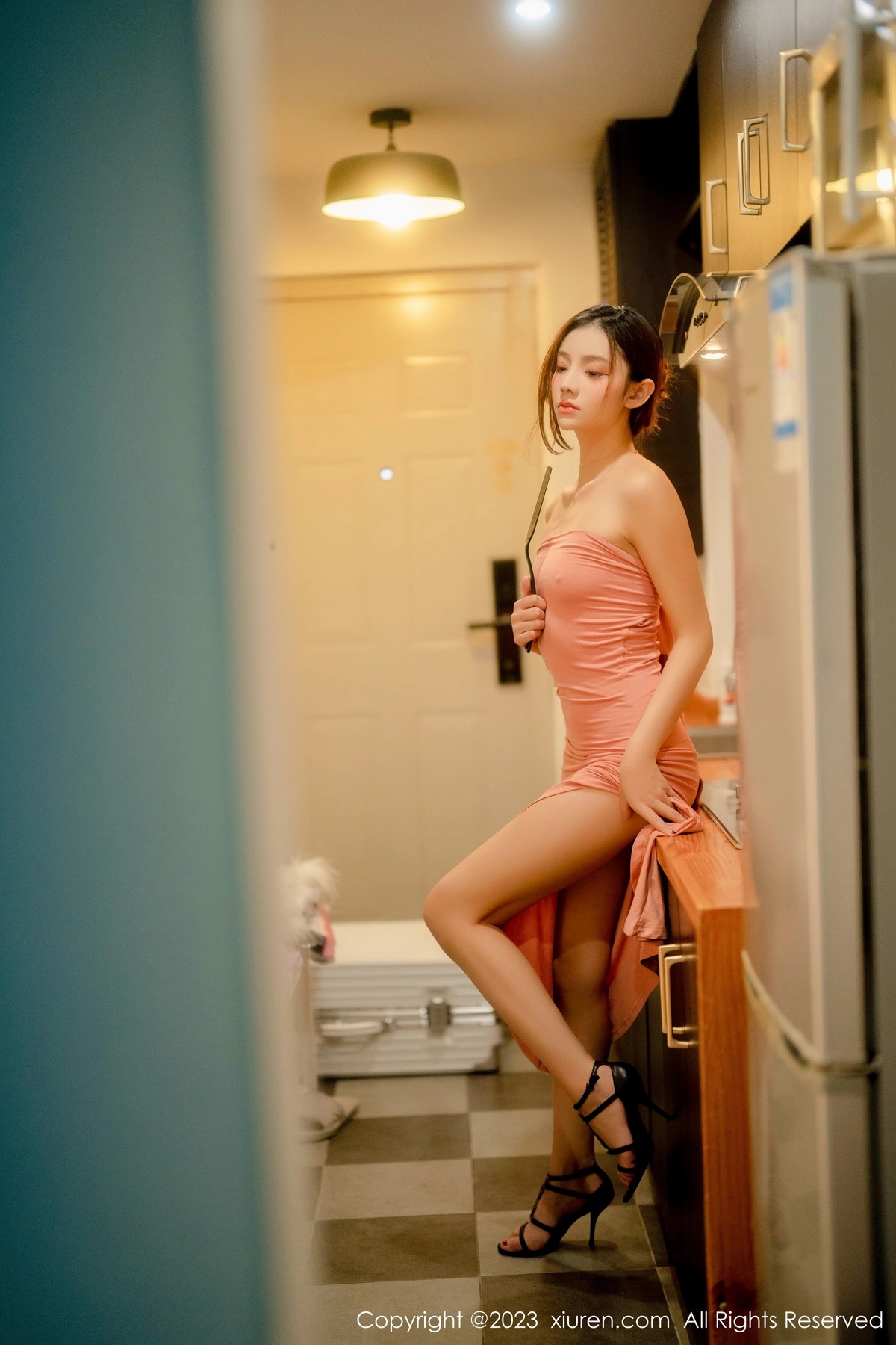 [XiuRen]高清写真图 2023.03.20 No.6437 加朵babe 美腿丝袜