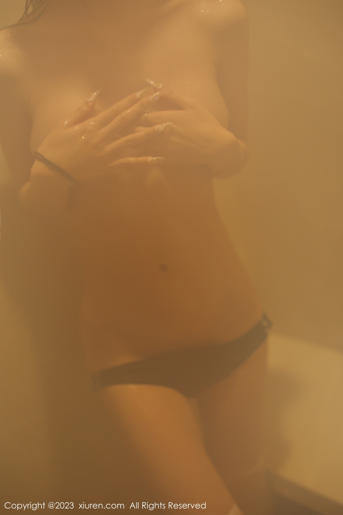 [XiuRen]高清写真图 2023.03.21 No.6447 谢小蒽 丝袜美腿