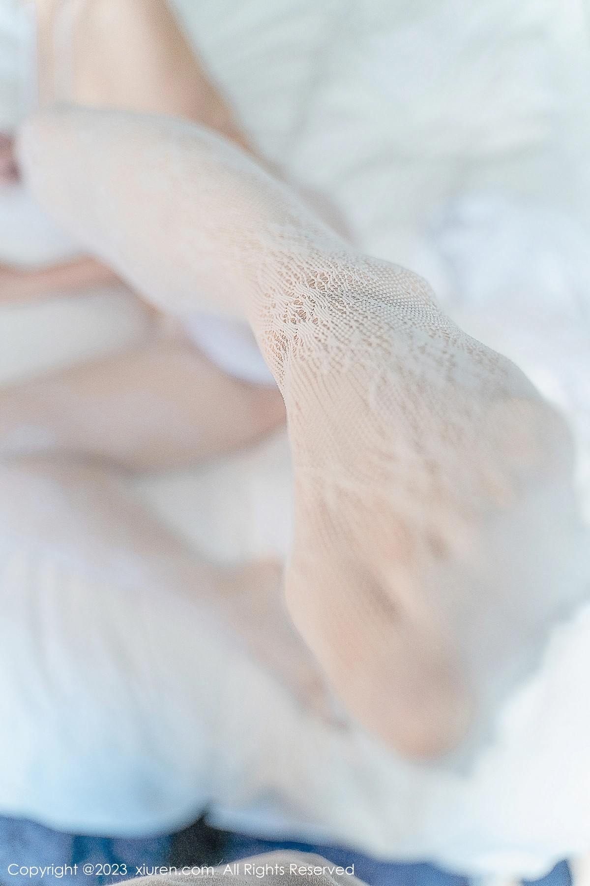[XiuRen]高清写真图 2023.04.23 No.6618 大美妞儿 黑丝美臀