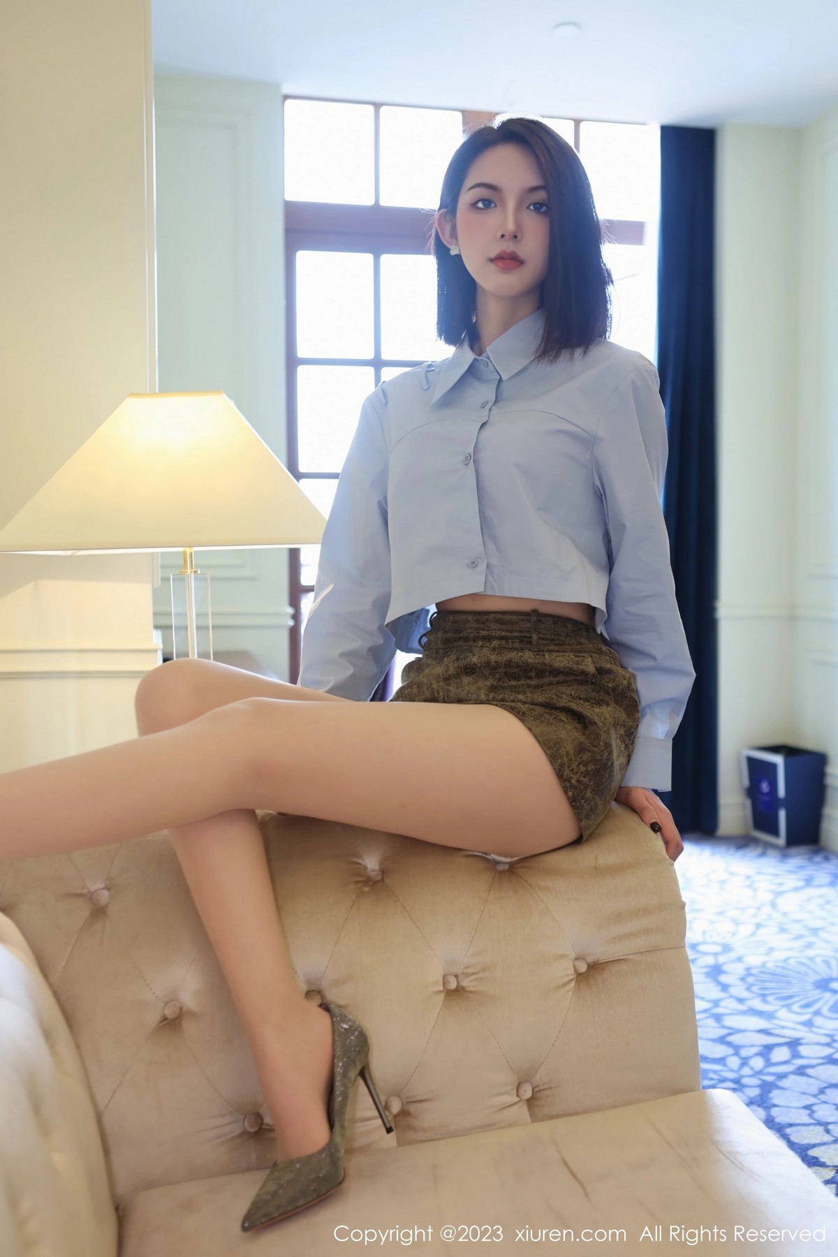 [XiuRen]高清写真图 2023.04.28 No.6661 乔一一 短裙美腿