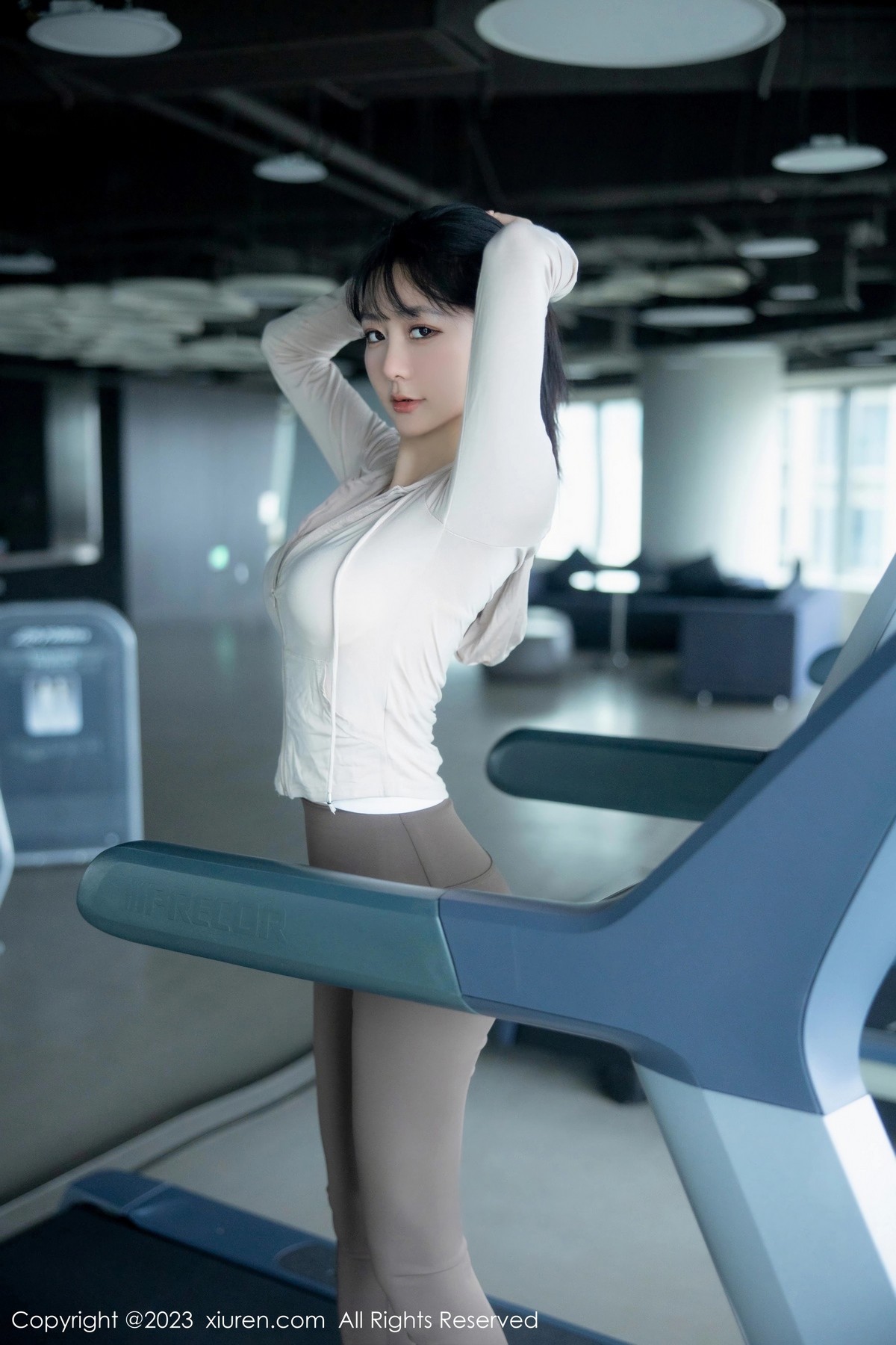 [XiuRen]高清写真图 2023.05.05 No.6683 幼幼 健身美腿