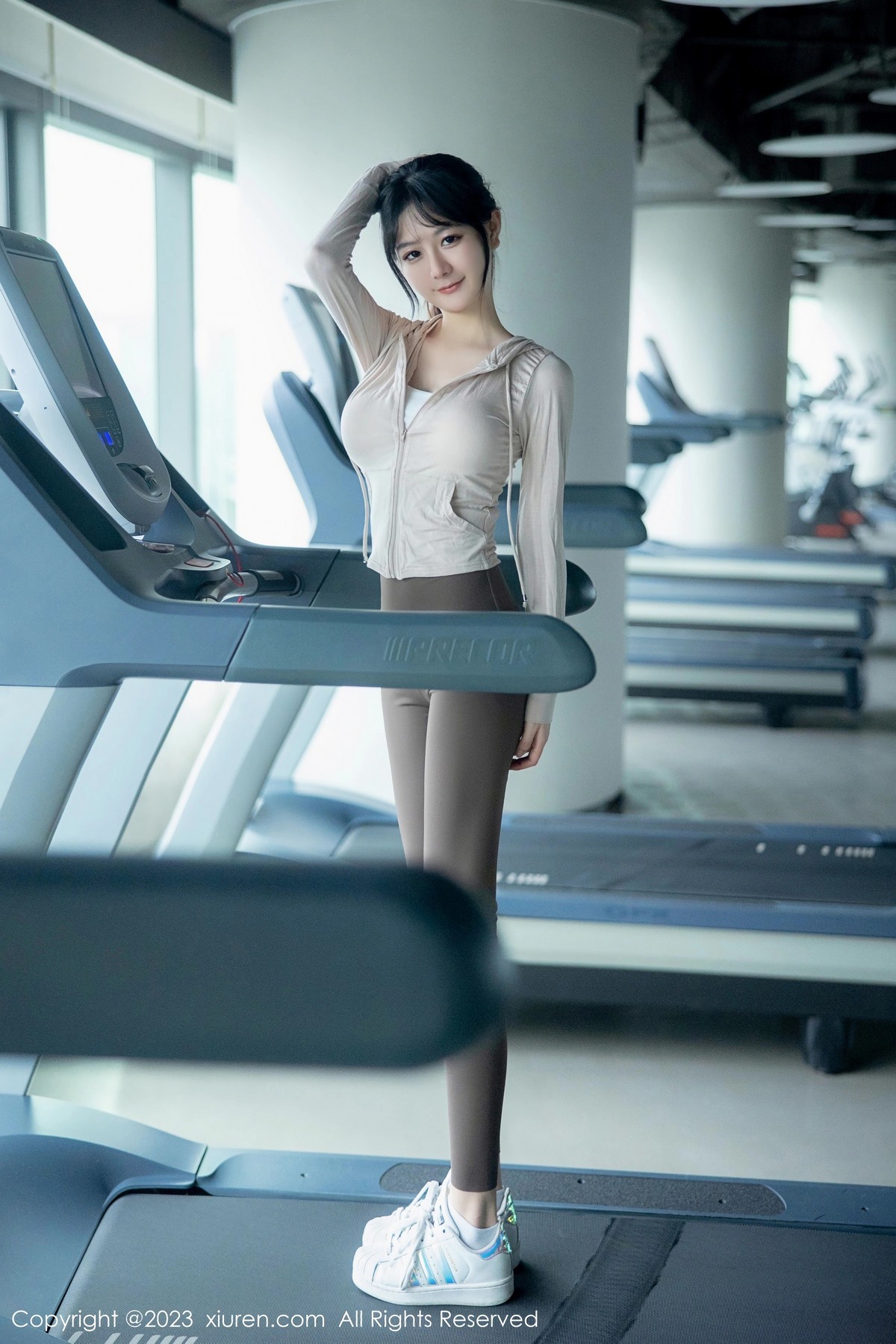 [XiuRen]高清写真图 2023.05.05 No.6683 幼幼 健身美腿