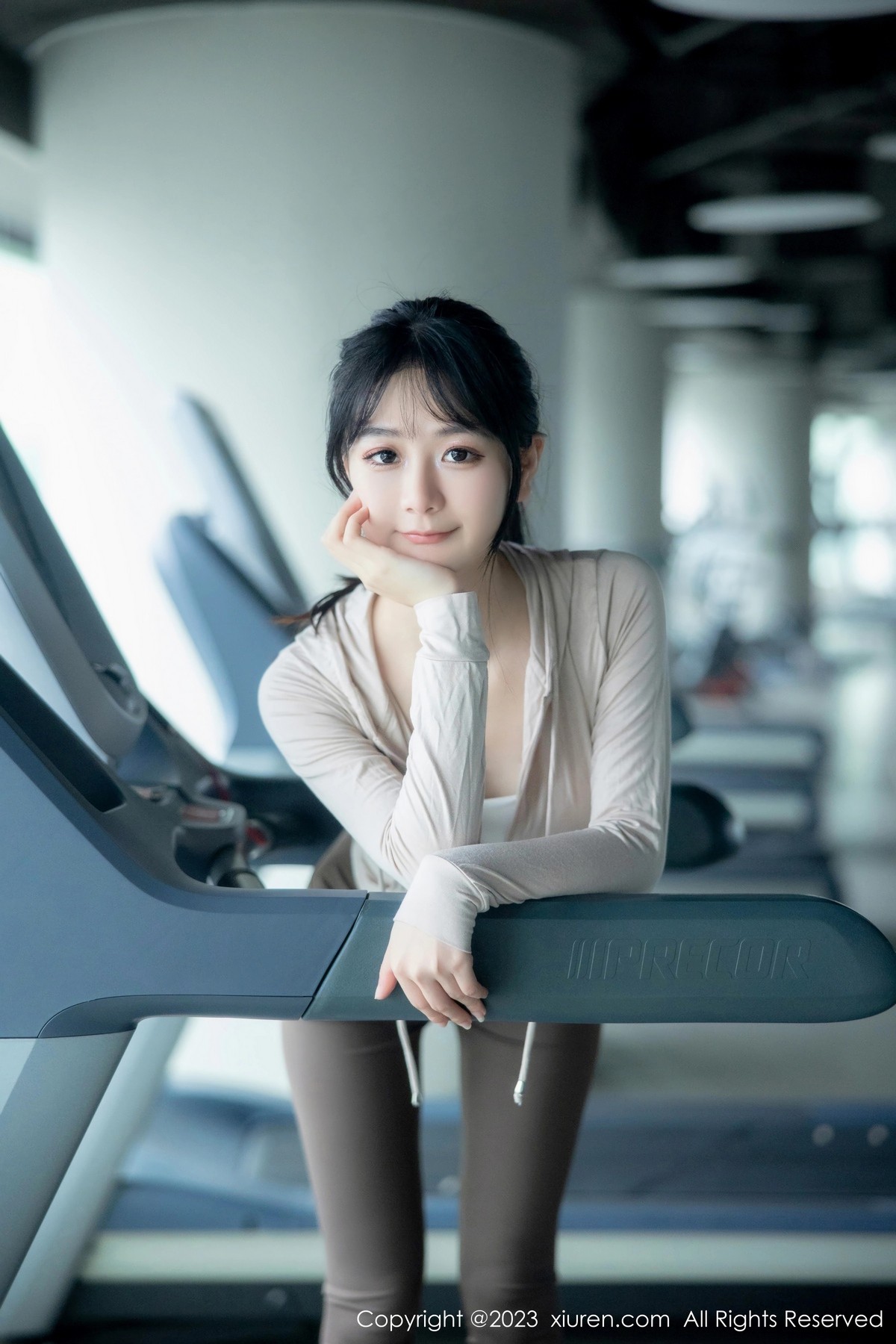[XiuRen]高清写真图 2023.05.05 No.6683 幼幼 健身美腿