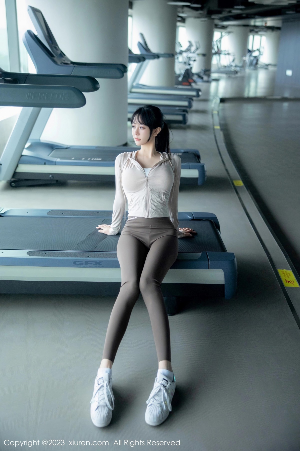 [XiuRen]高清写真图 2023.05.05 No.6683 幼幼 健身美腿