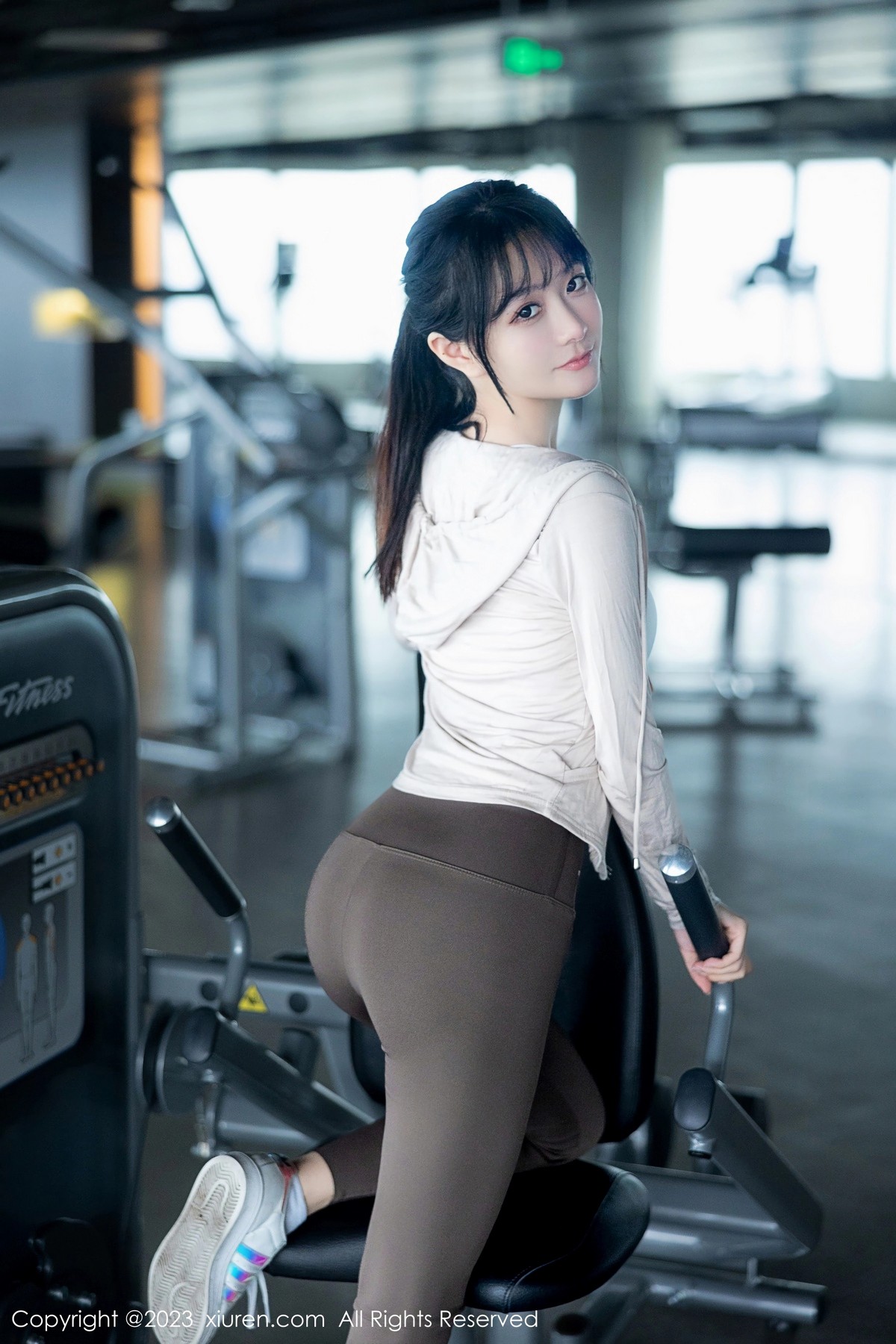 [XiuRen]高清写真图 2023.05.05 No.6683 幼幼 健身美腿