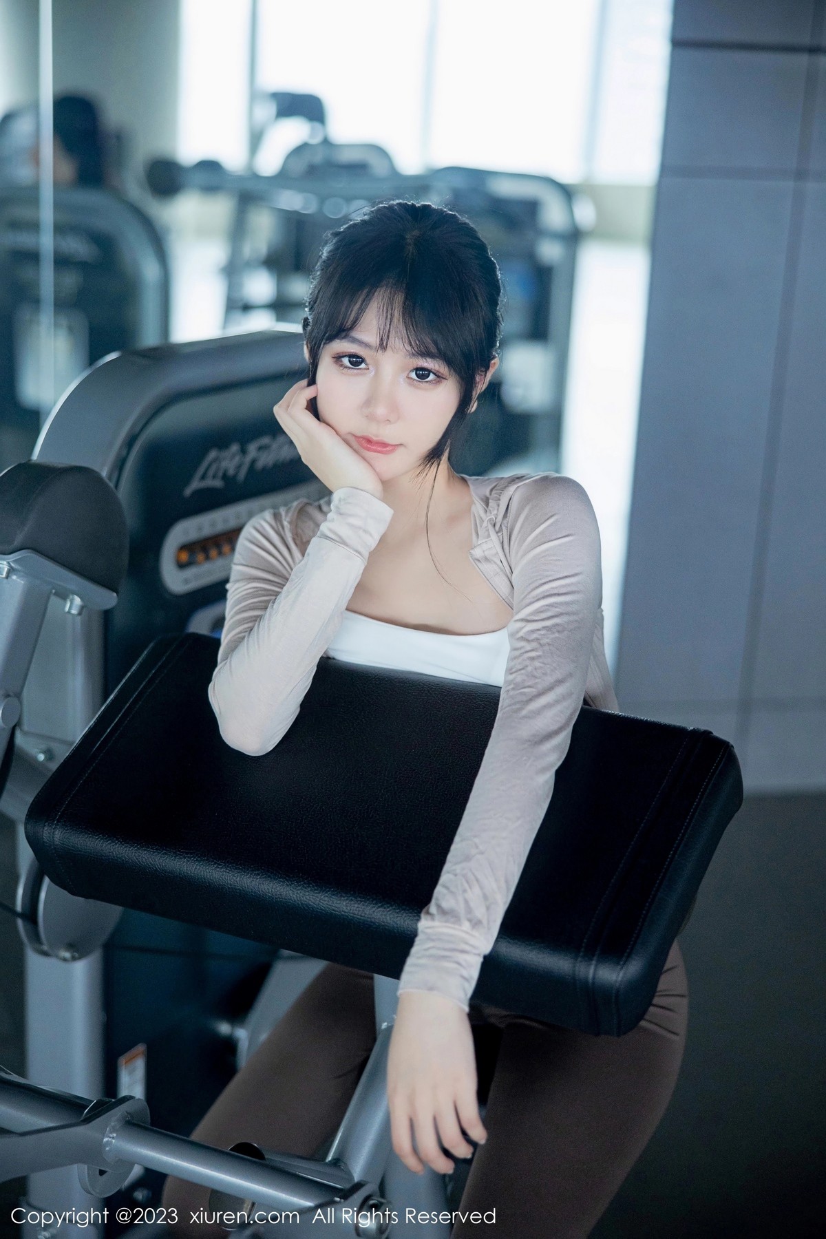 [XiuRen]高清写真图 2023.05.05 No.6683 幼幼 健身美腿