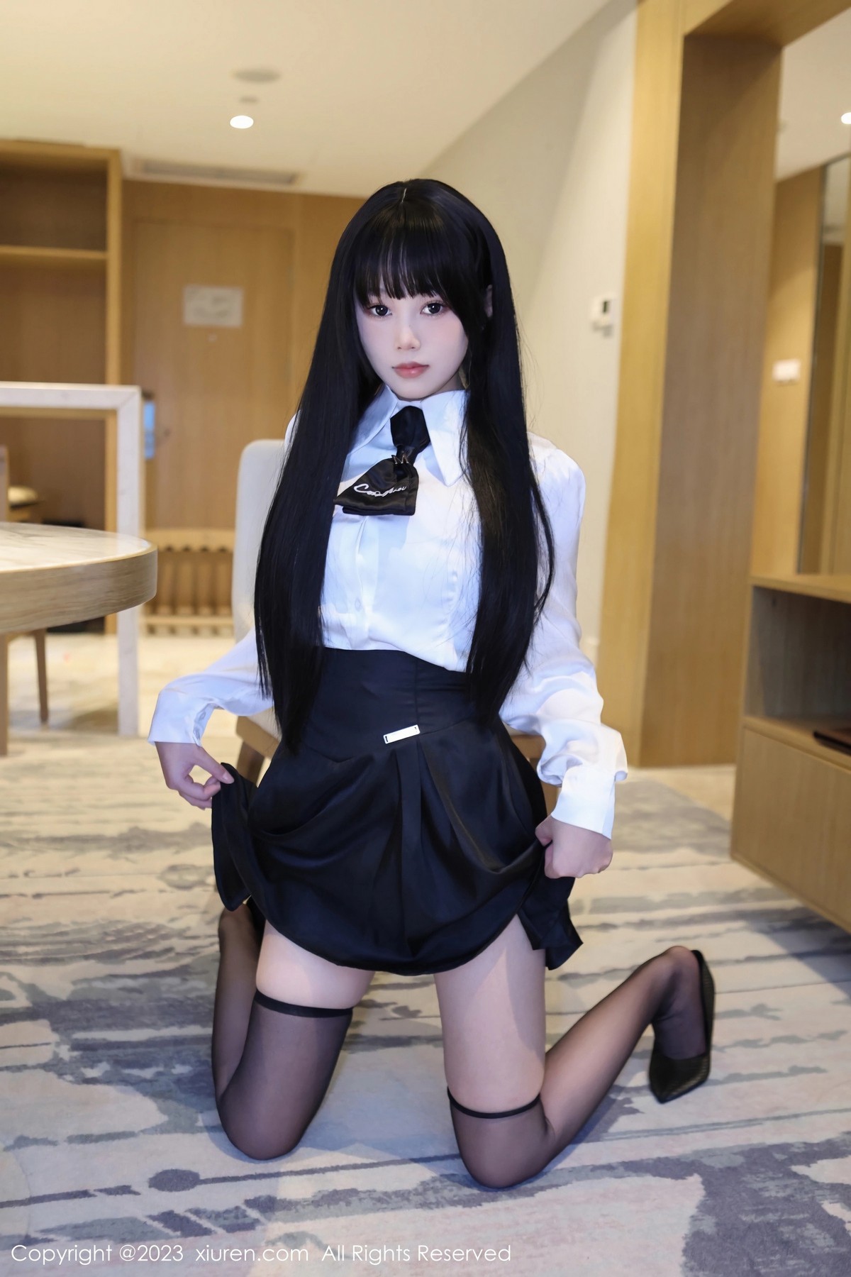 [XiuRen]高清写真图 2023.05.06 No.6685 早川京子 黑丝美腿