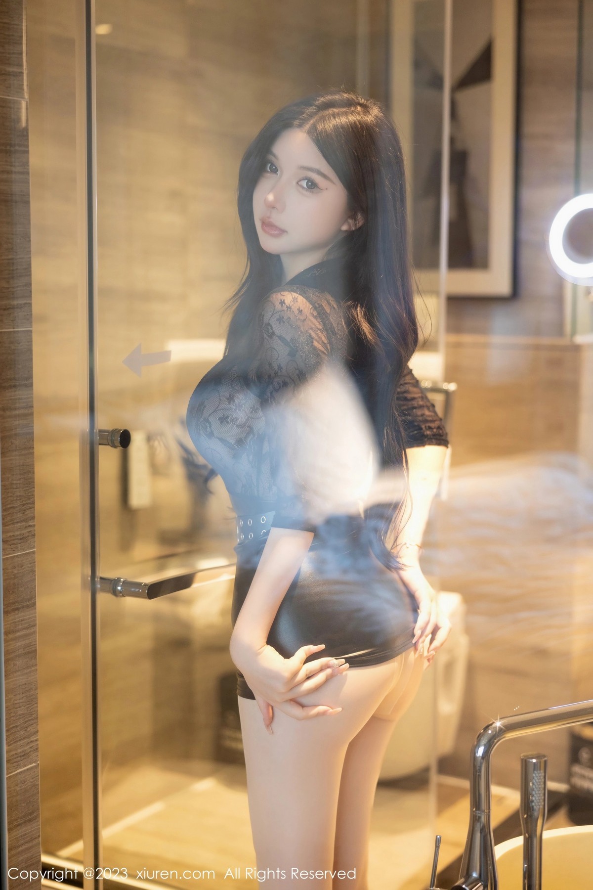 [XiuRen]高清写真图 2023.05.26 No.6810 林珊珊 丝袜美臀