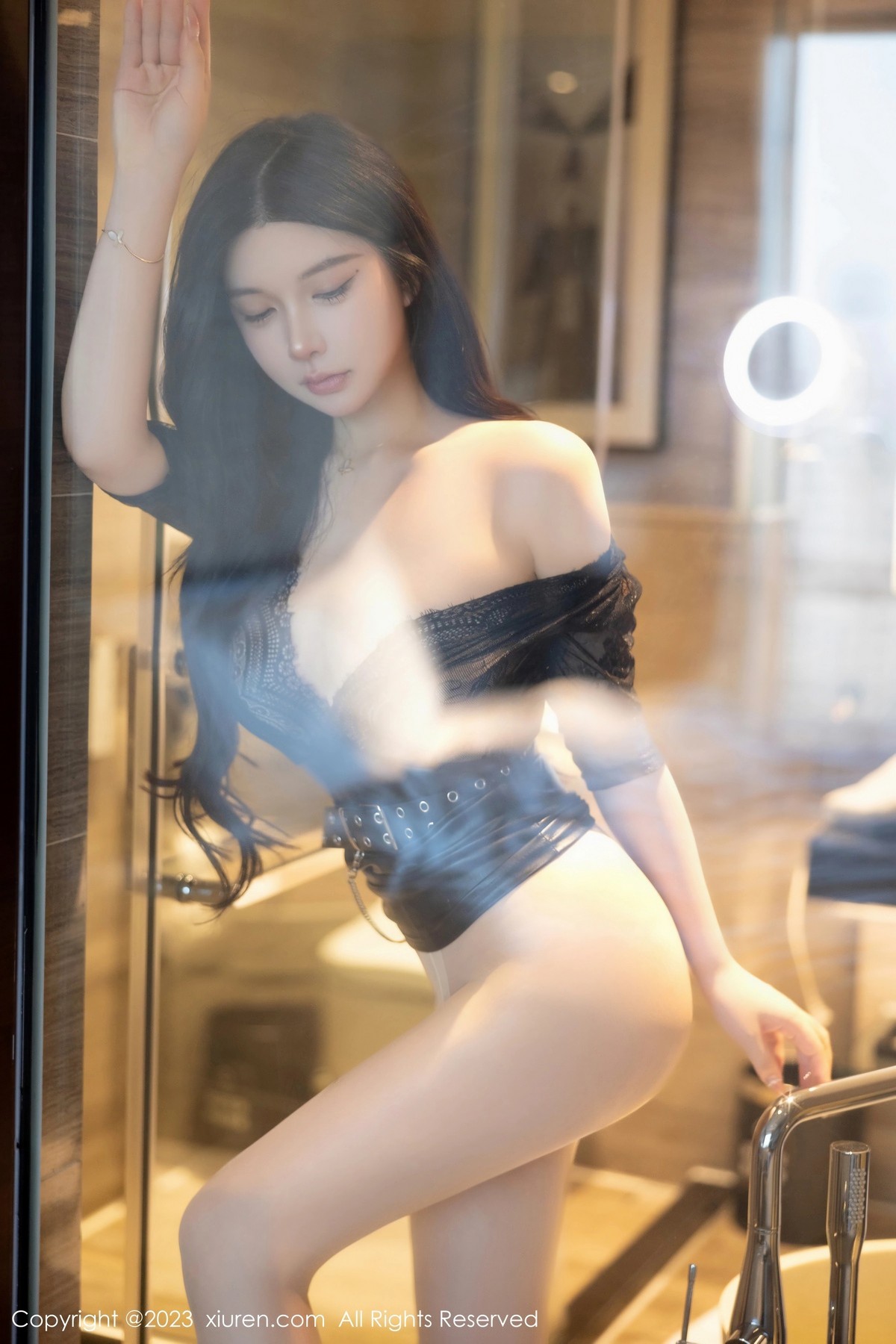 [XiuRen]高清写真图 2023.05.26 No.6810 林珊珊 丝袜美臀