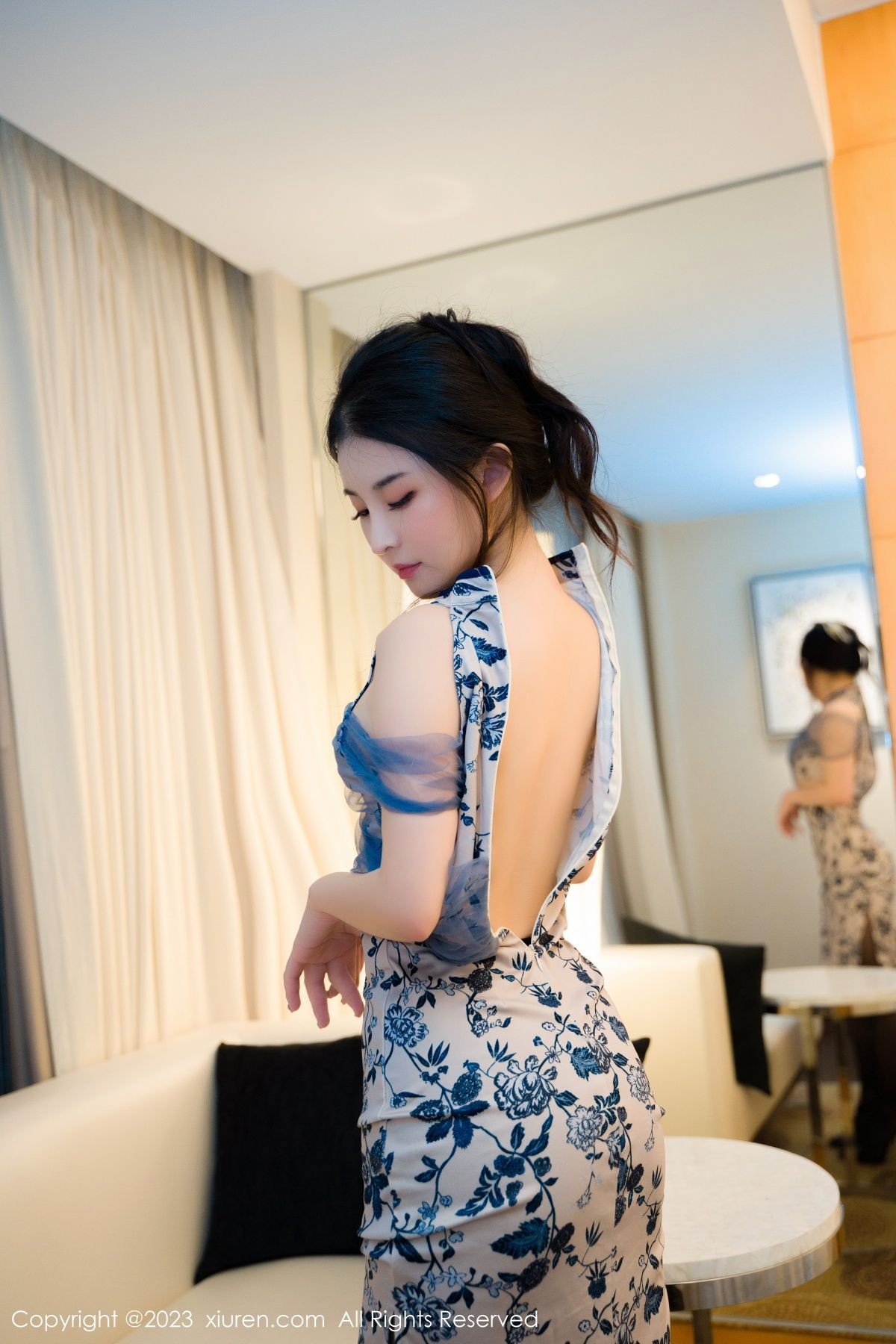 [XiuRen]高清写真图 2023.07.05 No.7024 柒喜小baby 丰腴身段