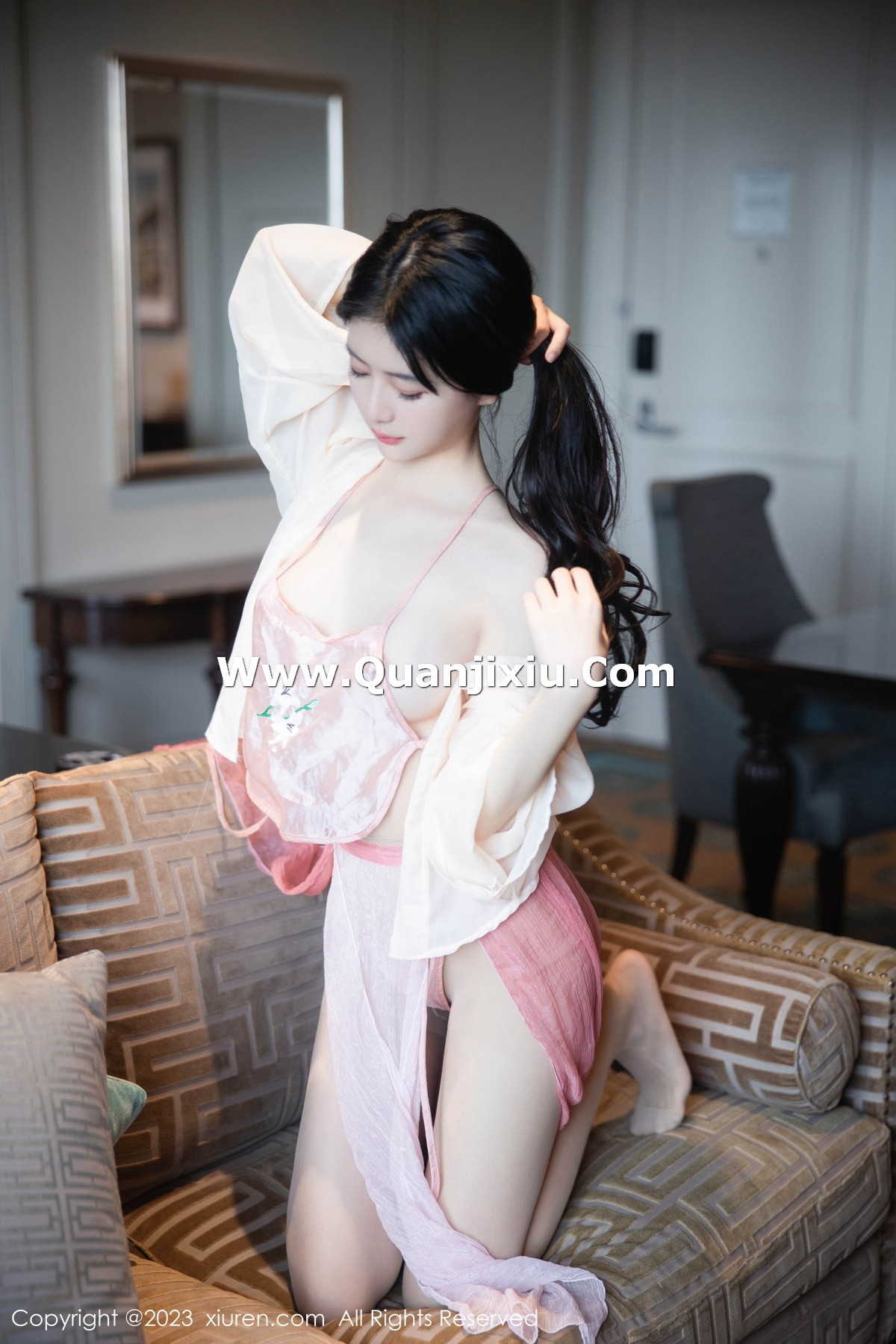 [XiuRen]高清写真图 2023.08.25 No.7290 幼幼 古装美腿