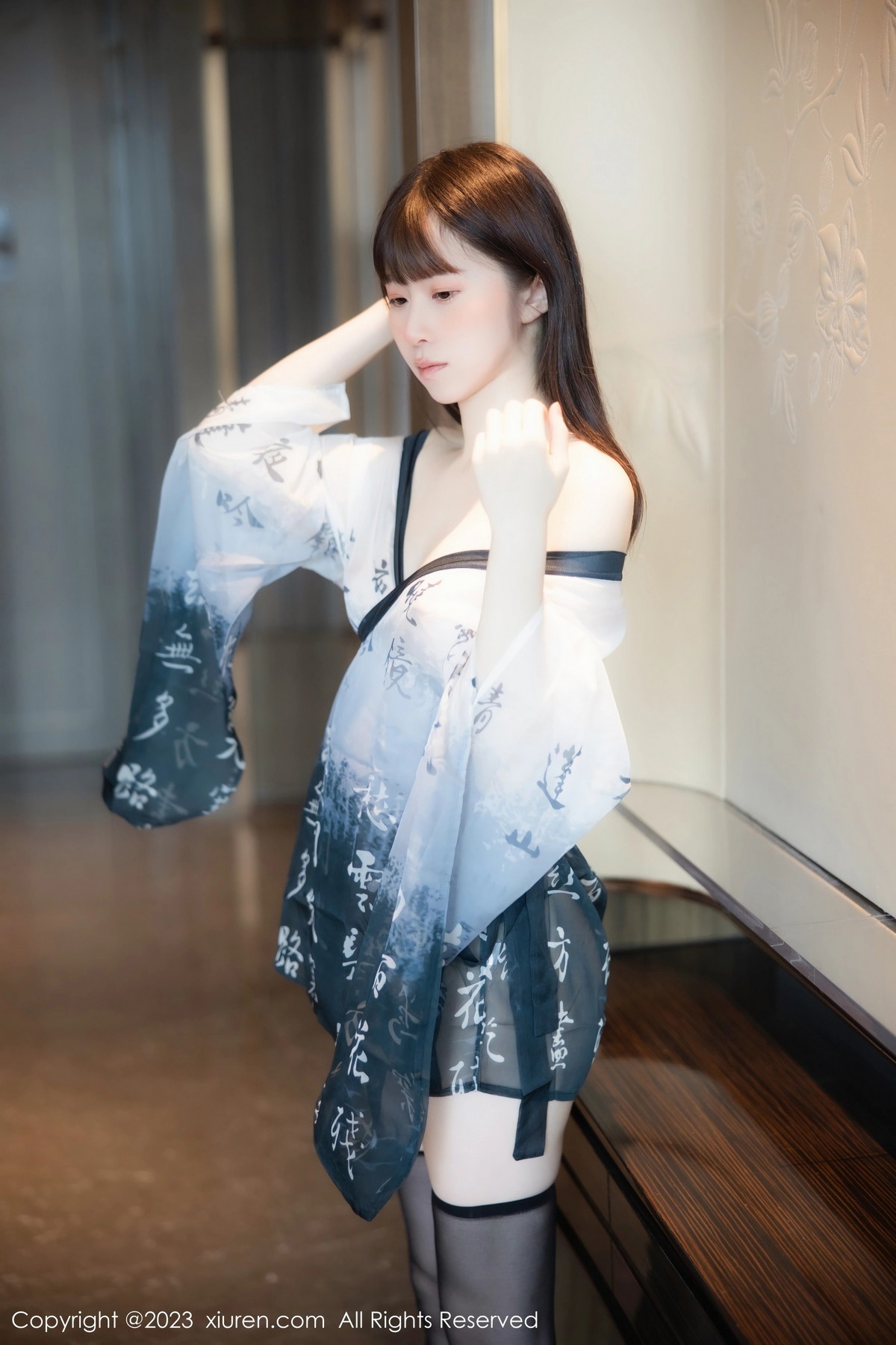 [XiuRen]高清写真图 2023.09.28 No.7459 林悠悠 黑丝美腿