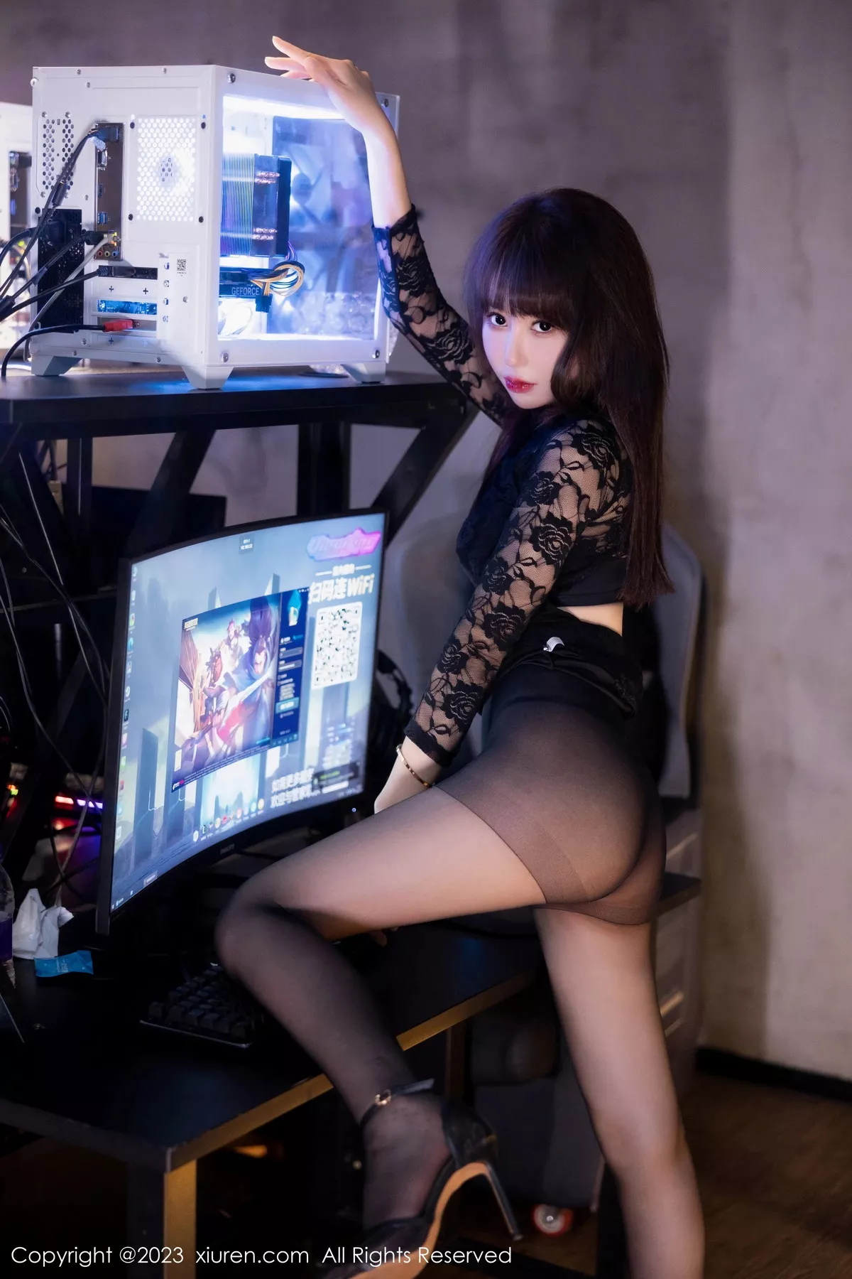 [XiuRen]高清写真图 2023.12.01 No.7751 韩系学妹 黑丝美腿