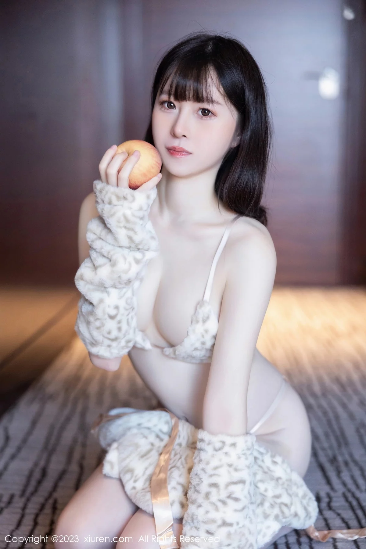 [XiuRen]高清写真图 2023.12.13 No.7803 林悠悠 丰腴美臀