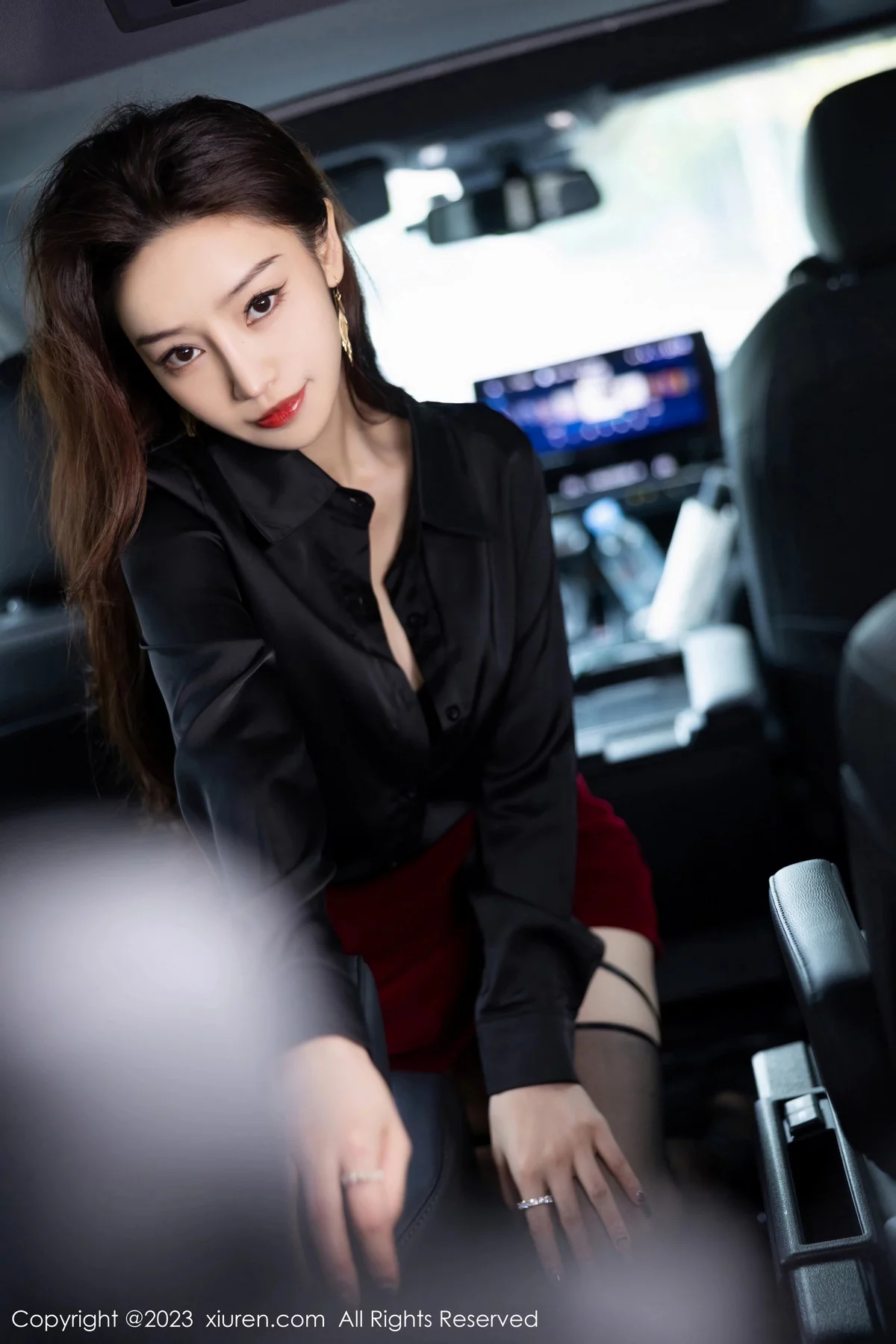 [XiuRen]高清写真图 2023.12.26 No.7867 苏曼兮 短裙黑丝