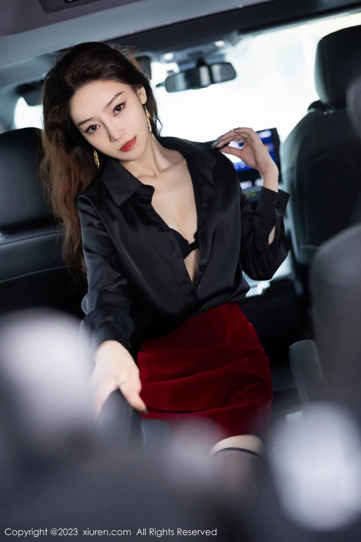 [XiuRen]高清写真图 2023.12.26 No.7867 苏曼兮 短裙黑丝
