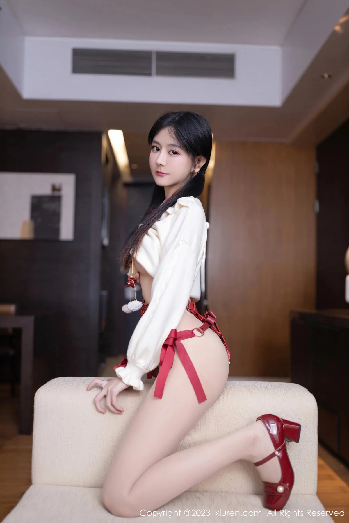 [XiuRen]高清写真图 2023.12.29 No.7890 幼幼 清纯美腿
