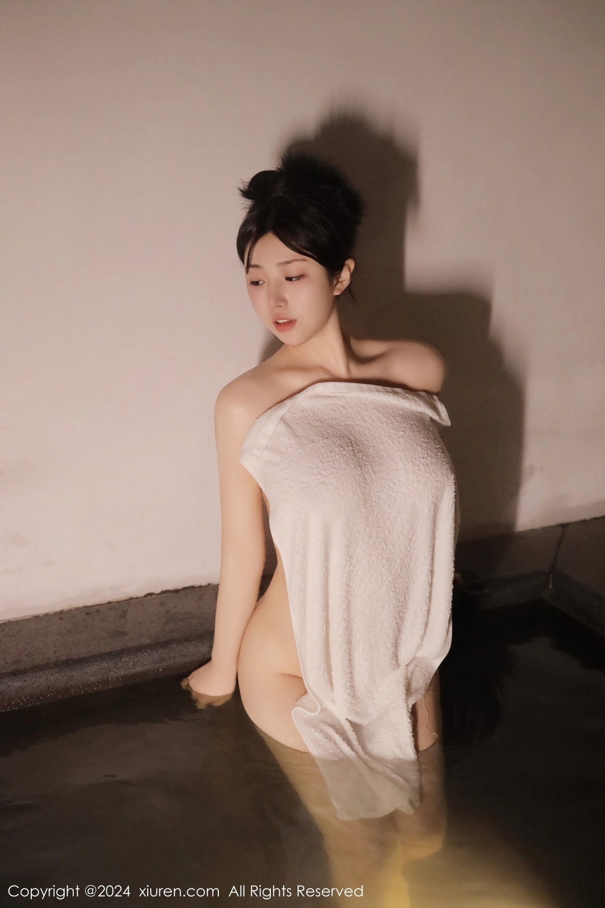 [XiuRen]高清写真图 2024.01.18 No.7977 陈小花 新人沐浴