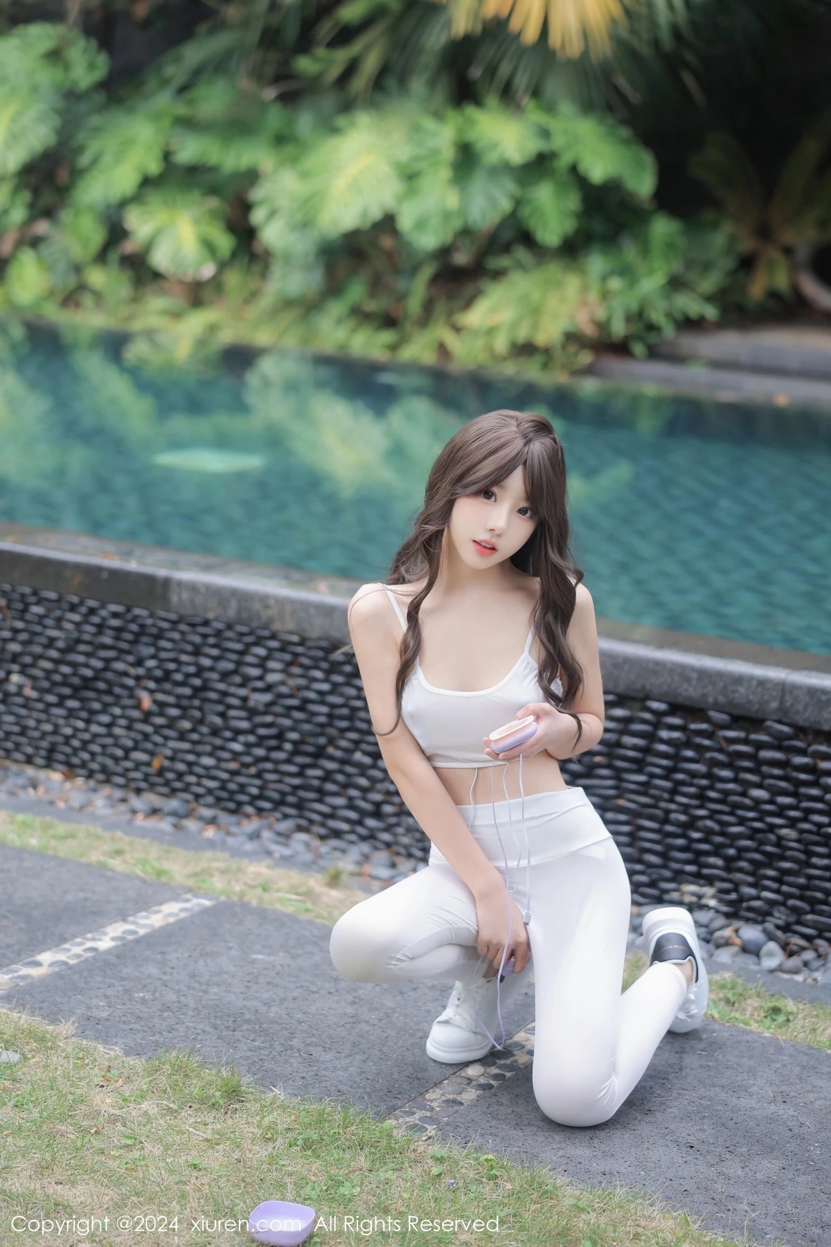 [XiuRen]高清写真图 2024.02.23 No.8132 桃妖夭 新人美腿