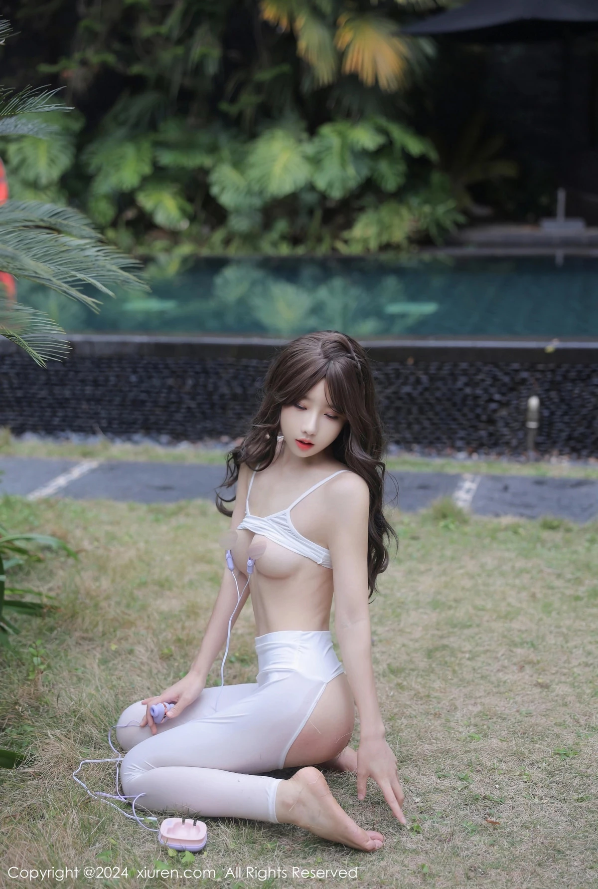 [XiuRen]高清写真图 2024.02.23 No.8132 桃妖夭 新人美腿