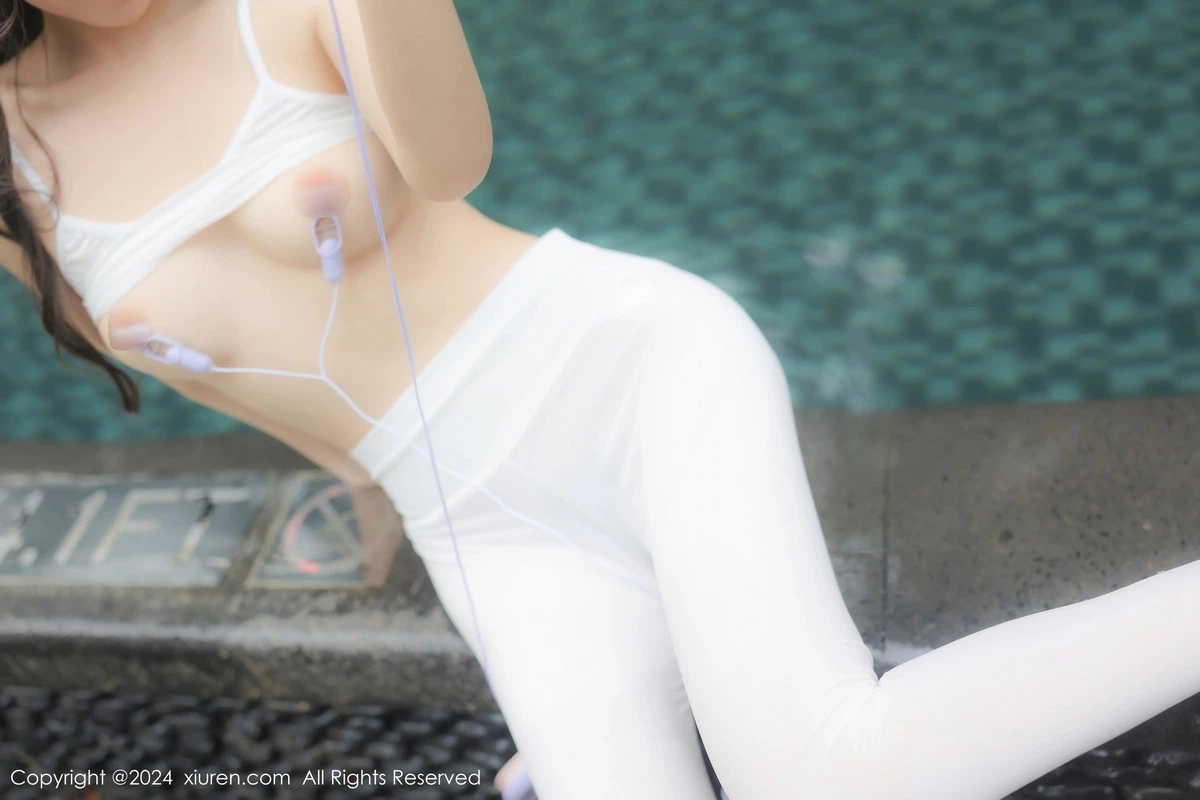 [XiuRen]高清写真图 2024.02.23 No.8132 桃妖夭 新人美腿