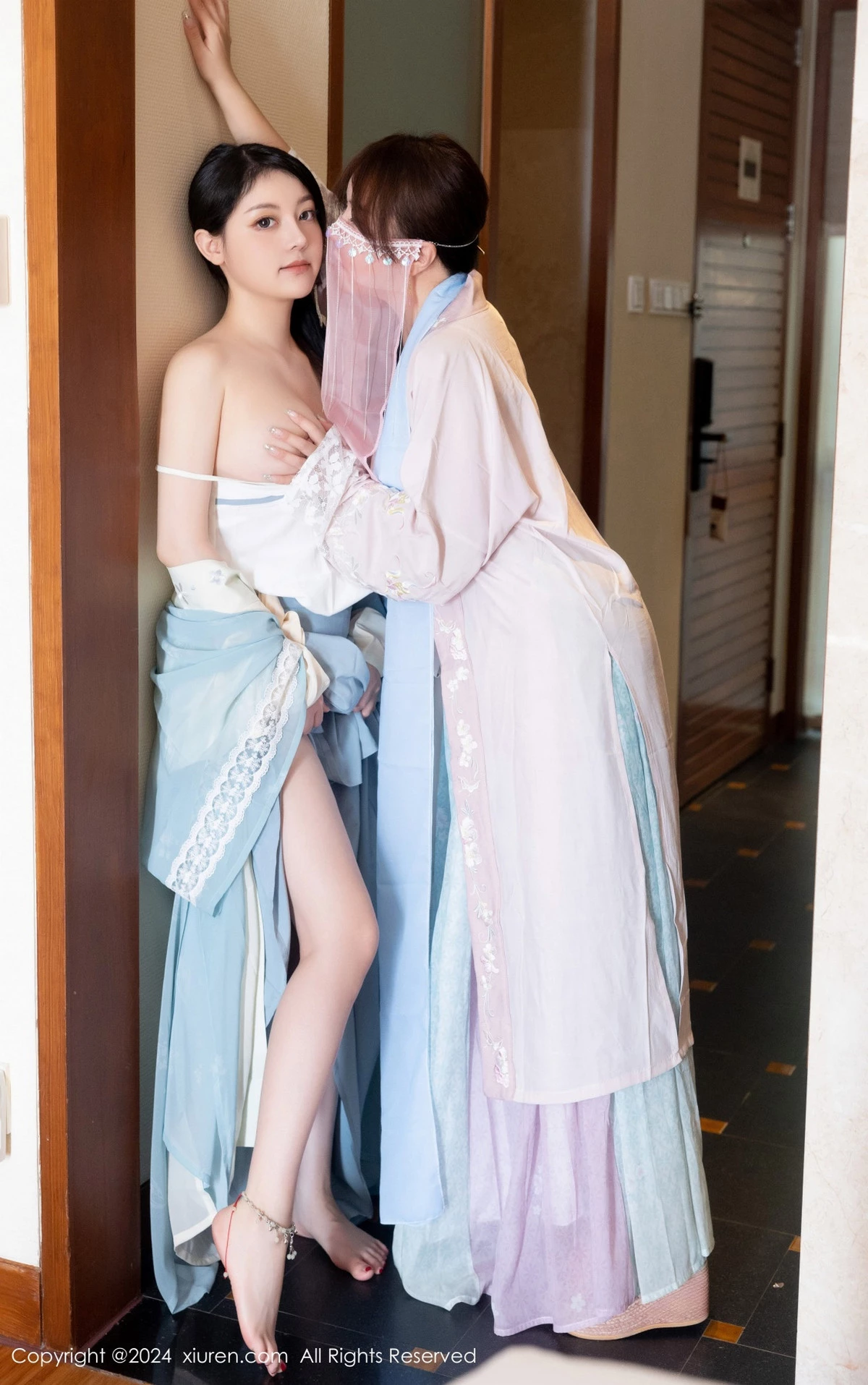 [XiuRen]高清写真图 2024.02.23 No.8137 豆瓣酱 模特合集