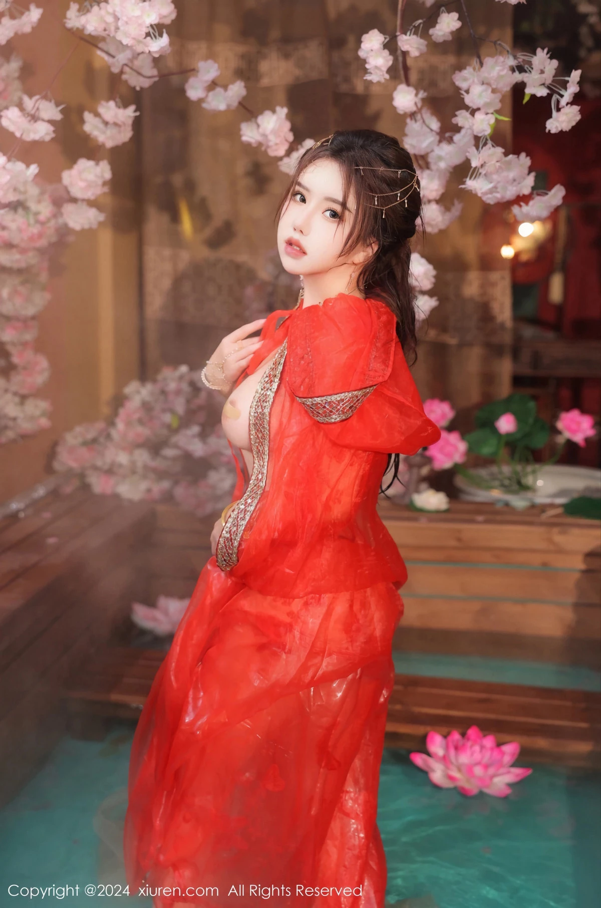 [XiuRen]高清写真图 2024.02.27 No.8146 小薯条nienie 性感美腿