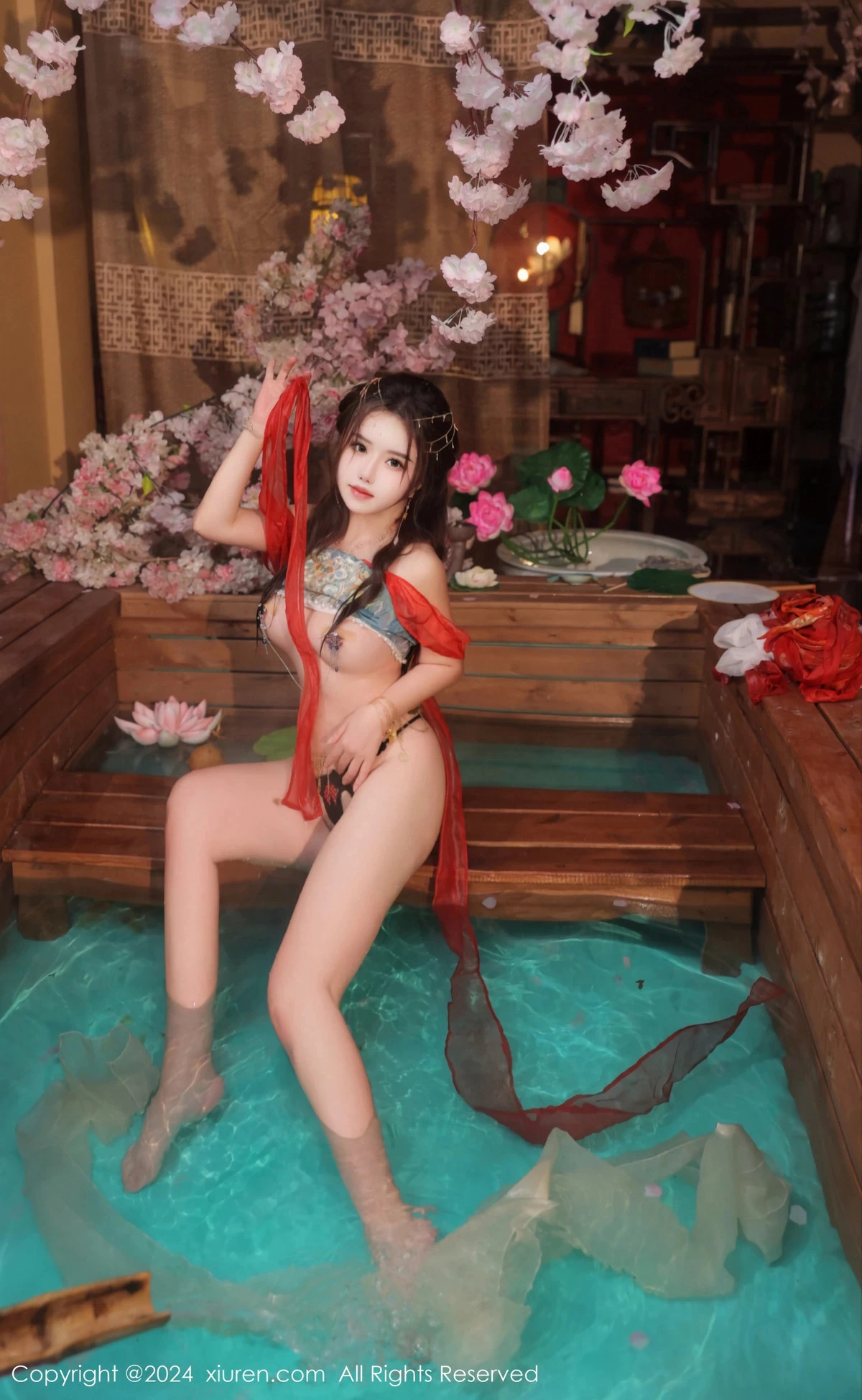[XiuRen]高清写真图 2024.02.27 No.8146 小薯条nienie 性感美腿