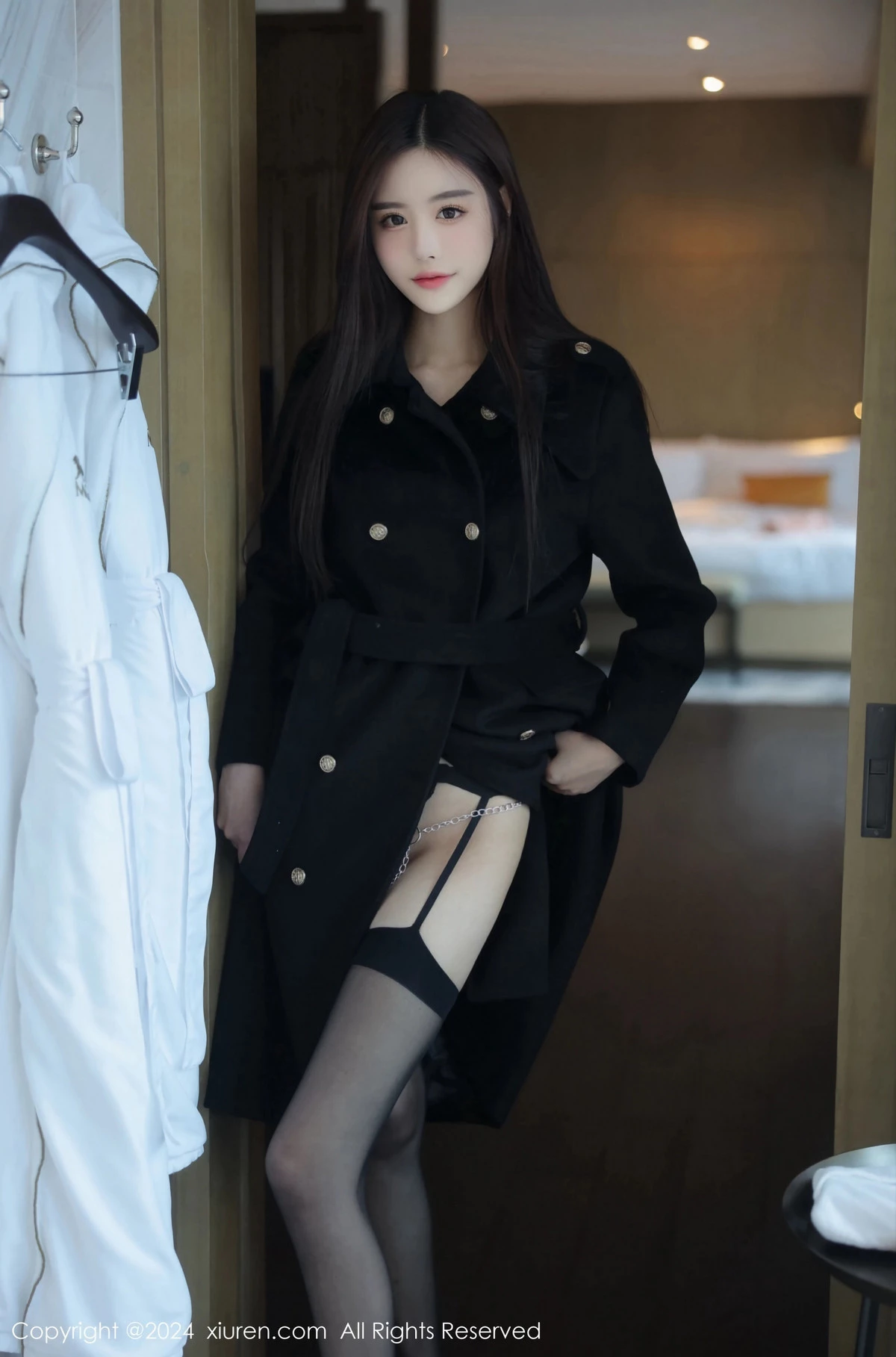 [XiuRen]高清写真图 2024.02.29 No.8152 晚苏susu 黑丝美腿