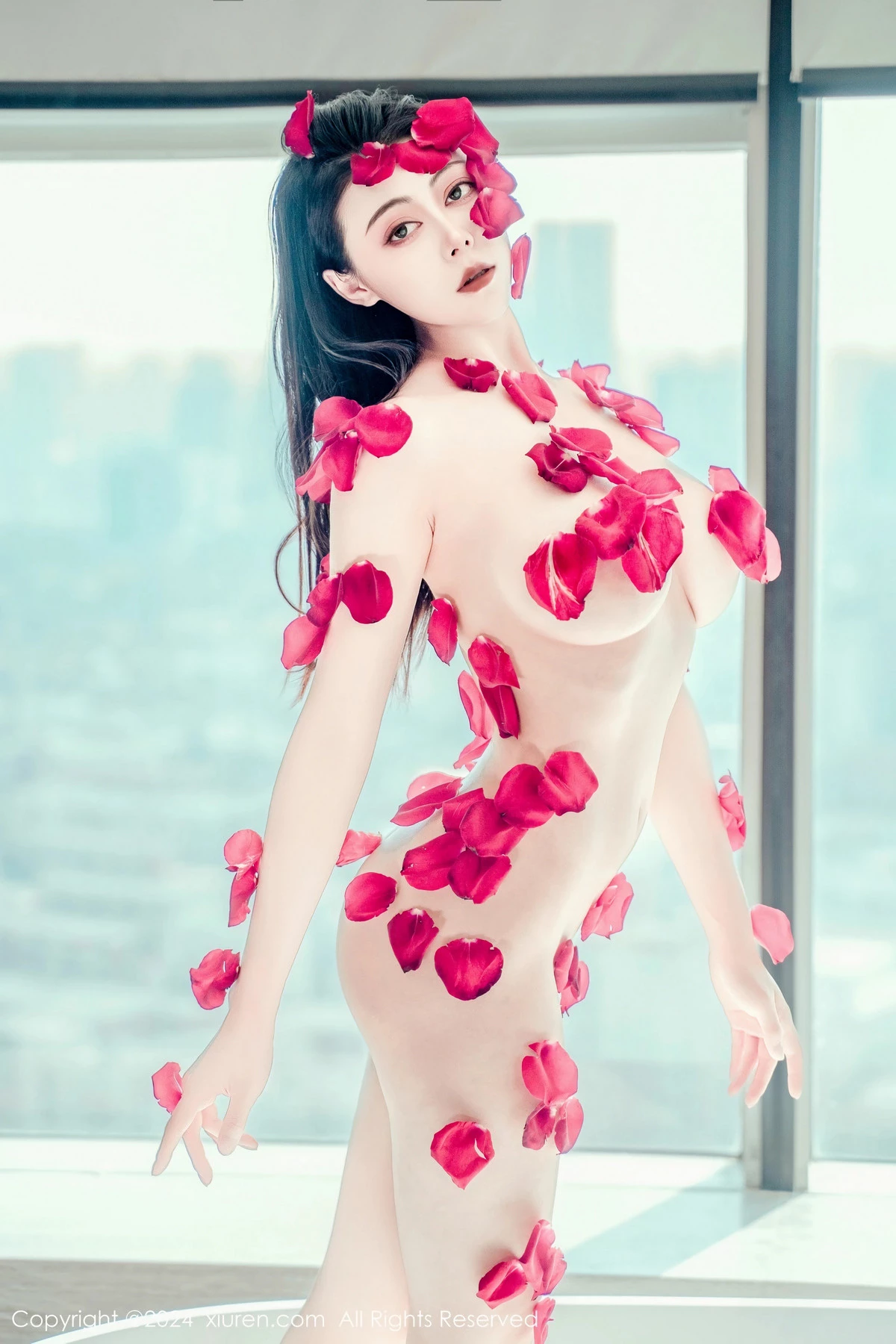 [XiuRen]高清写真图 2024.03.05 No.8175 瑜伽喵 新人美臀