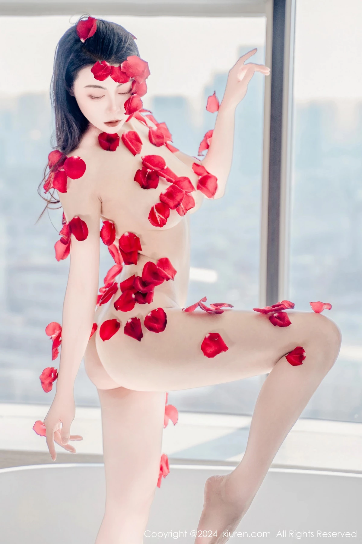 [XiuRen]高清写真图 2024.03.05 No.8175 瑜伽喵 新人美臀