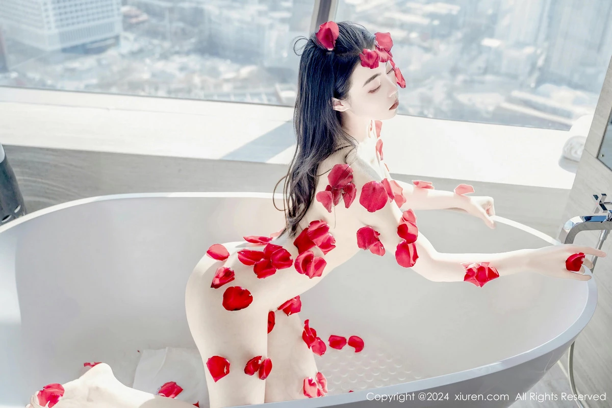 [XiuRen]高清写真图 2024.03.05 No.8175 瑜伽喵 新人美臀