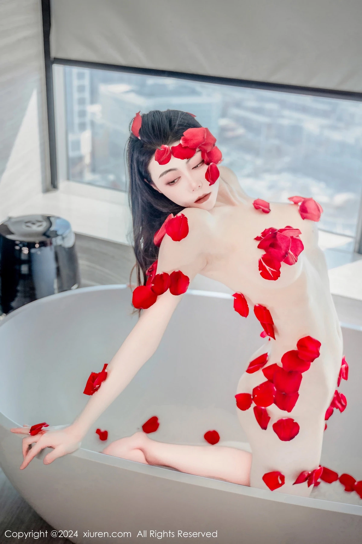 [XiuRen]高清写真图 2024.03.05 No.8175 瑜伽喵 新人美臀