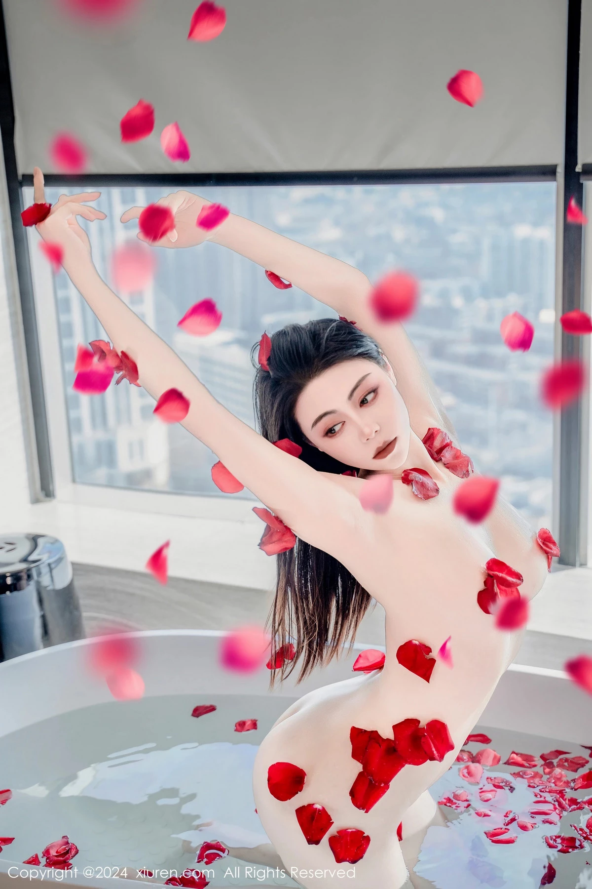[XiuRen]高清写真图 2024.03.05 No.8175 瑜伽喵 新人美臀