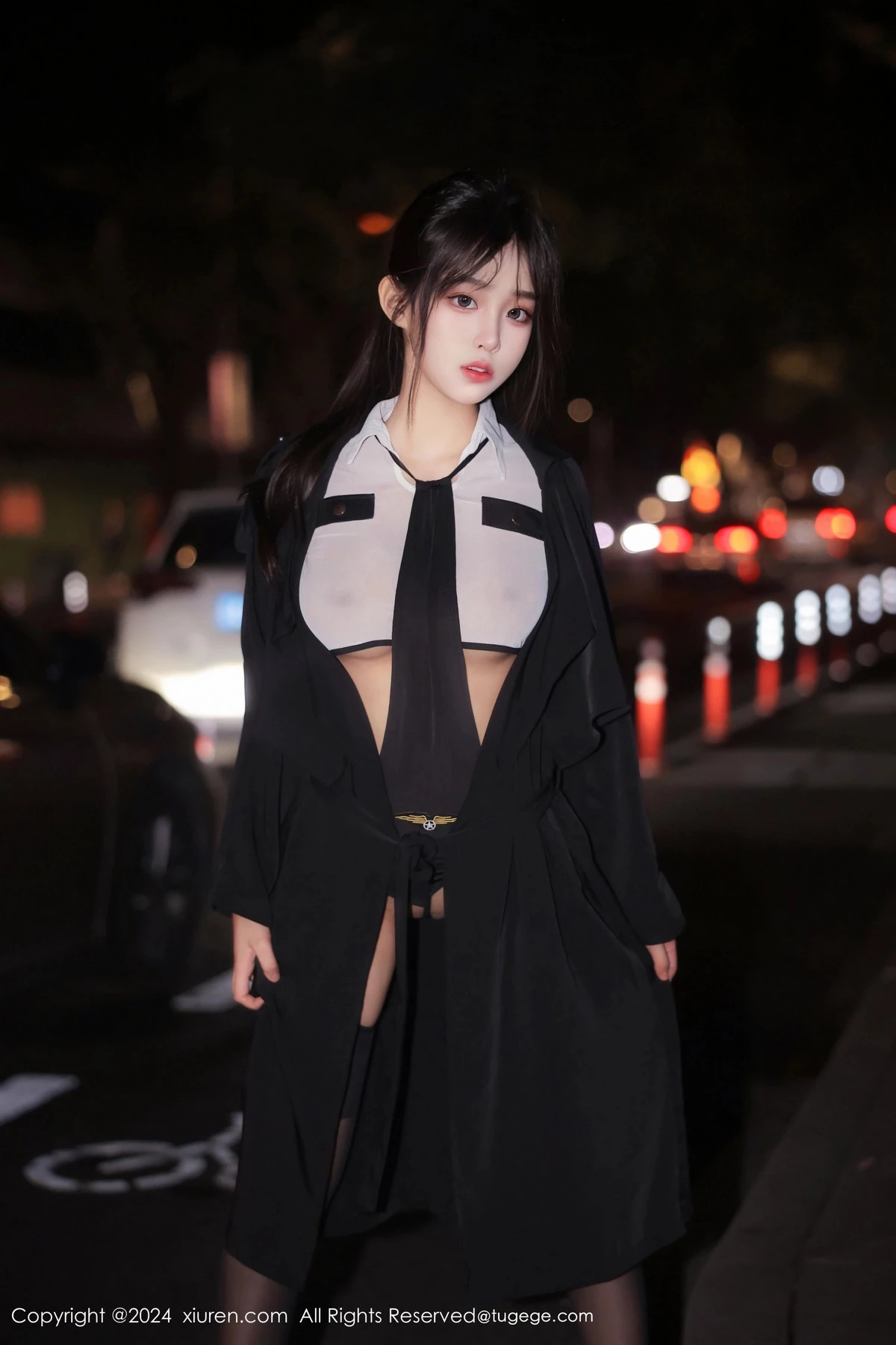 [XiuRen]高清写真图 2024.03.21 No.8265 王心悦 美腿黑丝