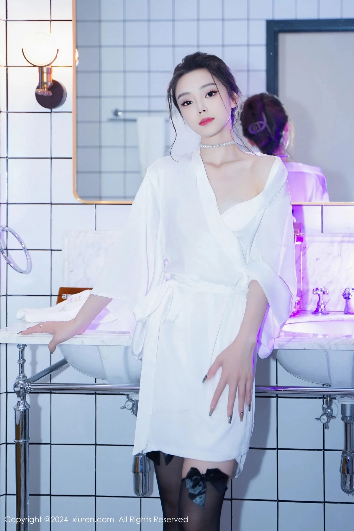 [XiuRen]高清写真图 2024.03.25 No.8283 苏曼兮 黑丝美腿