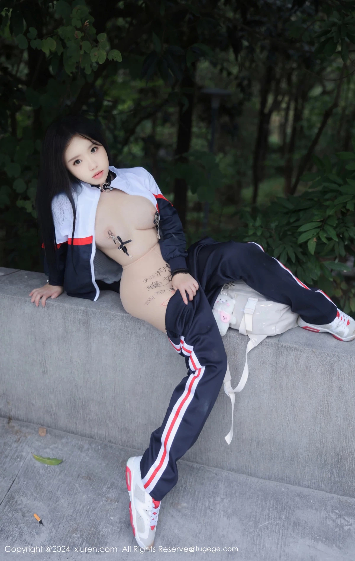 [XiuRen]高清写真图 2024.04.02 No.8335 小薯条nienie 美臀性感