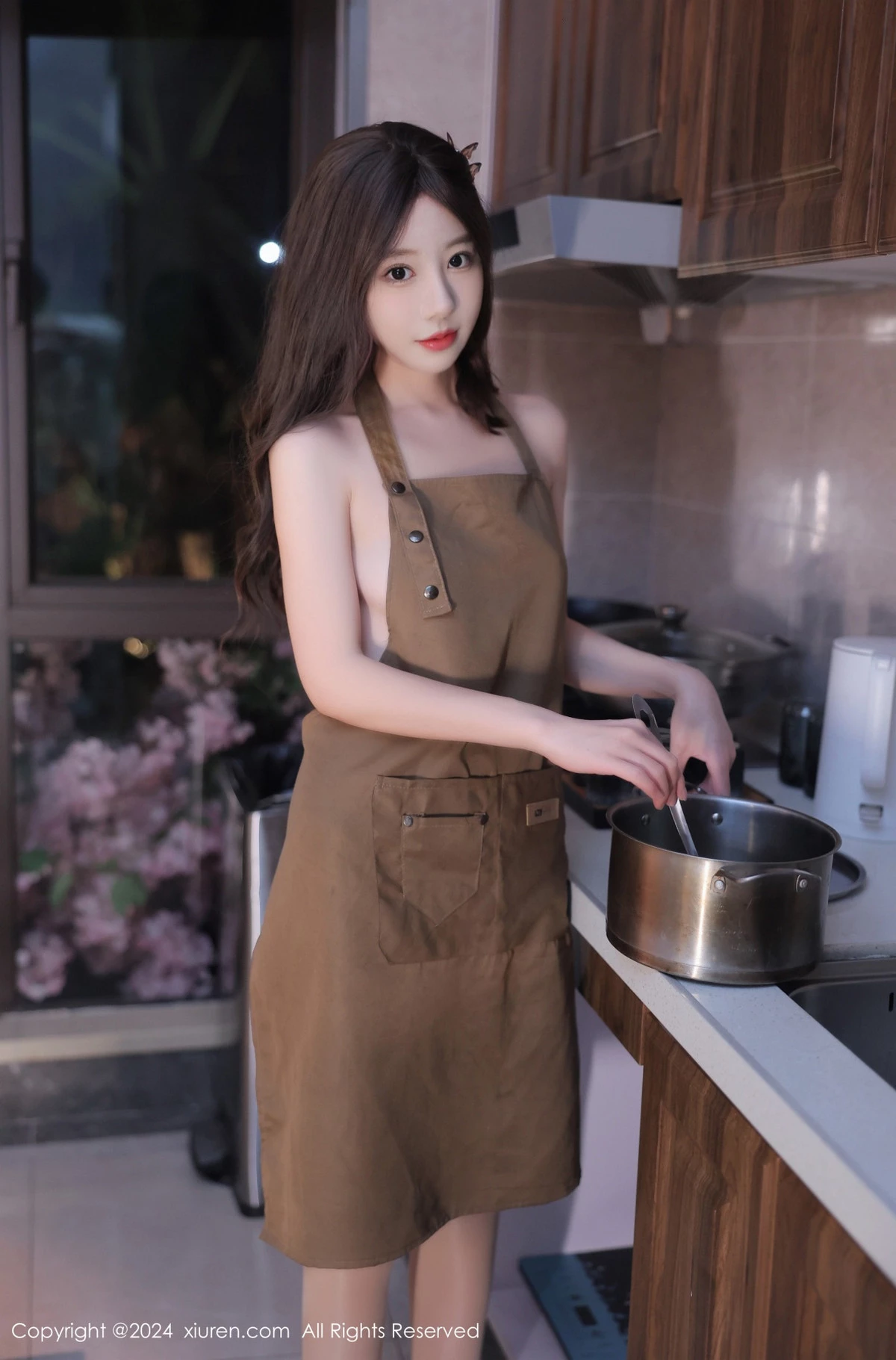 [XiuRen]高清写真图 2024.04.12 No.8388 桃妖夭 美腿丝袜