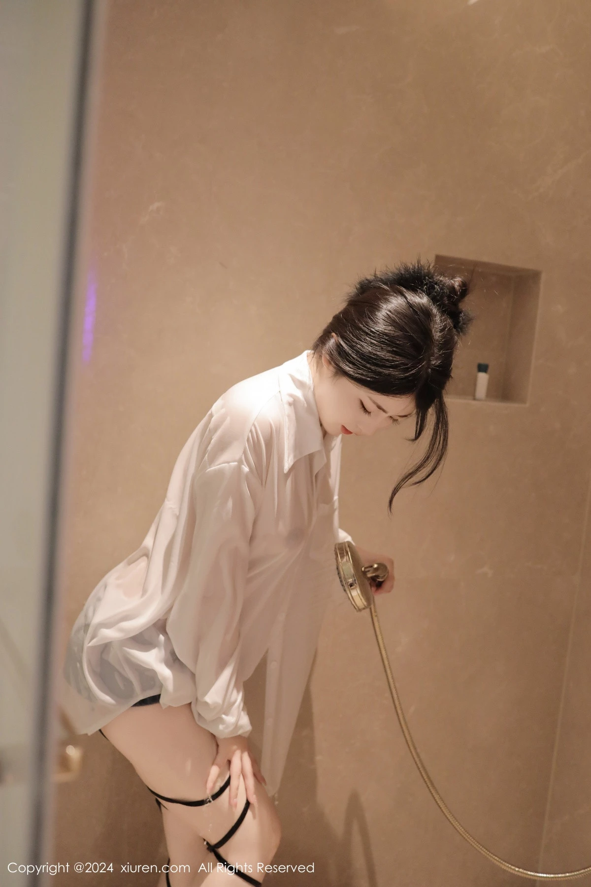 [XiuRen]高清写真图 2024.04.16 No.8400 陈小花 美胸性感