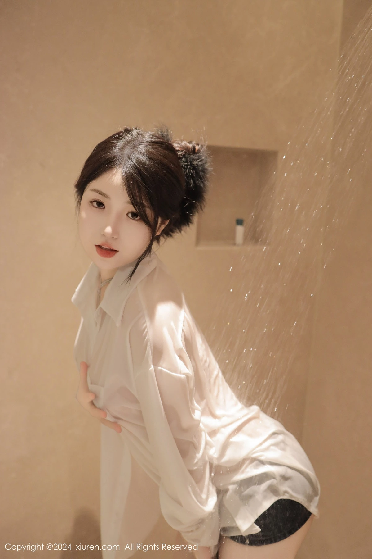 [XiuRen]高清写真图 2024.04.16 No.8400 陈小花 美胸性感