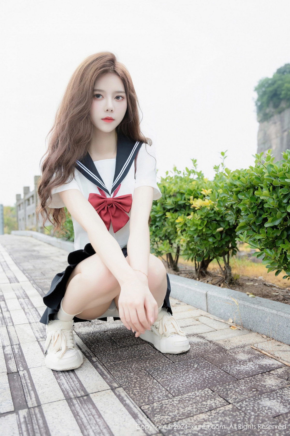 [XiuRen]高清写真图 2024.08.01 No.8948 拍黄瓜girl 制服美腿