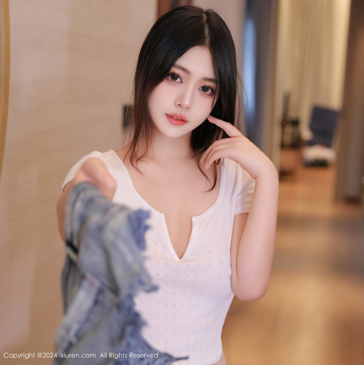 [XiuRen]高清写真图 2024.08.13 No.9008 蛋蛋宝 丝袜美腿
