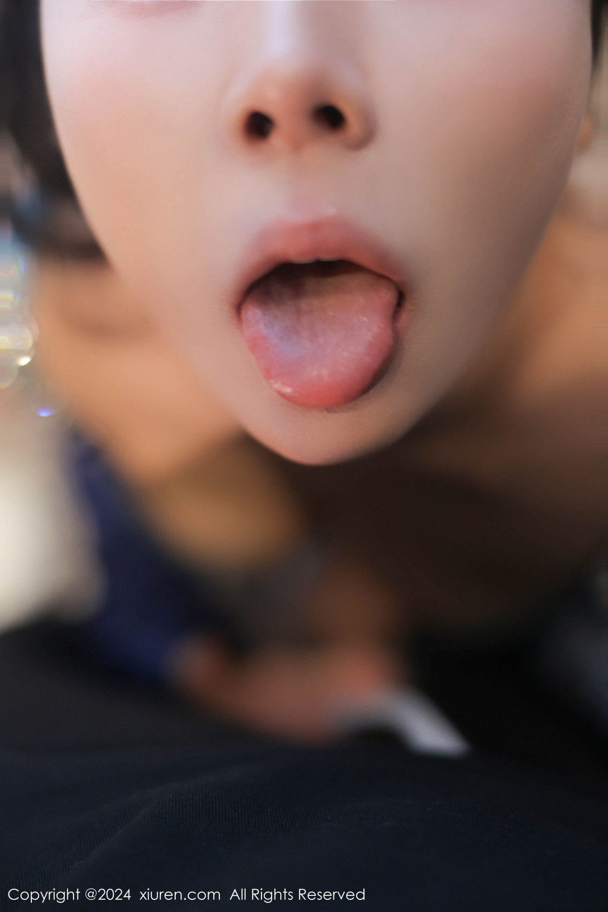 [XiuRen]高清写真图 2024.08.16 No.9022 麦田 黑丝美腿