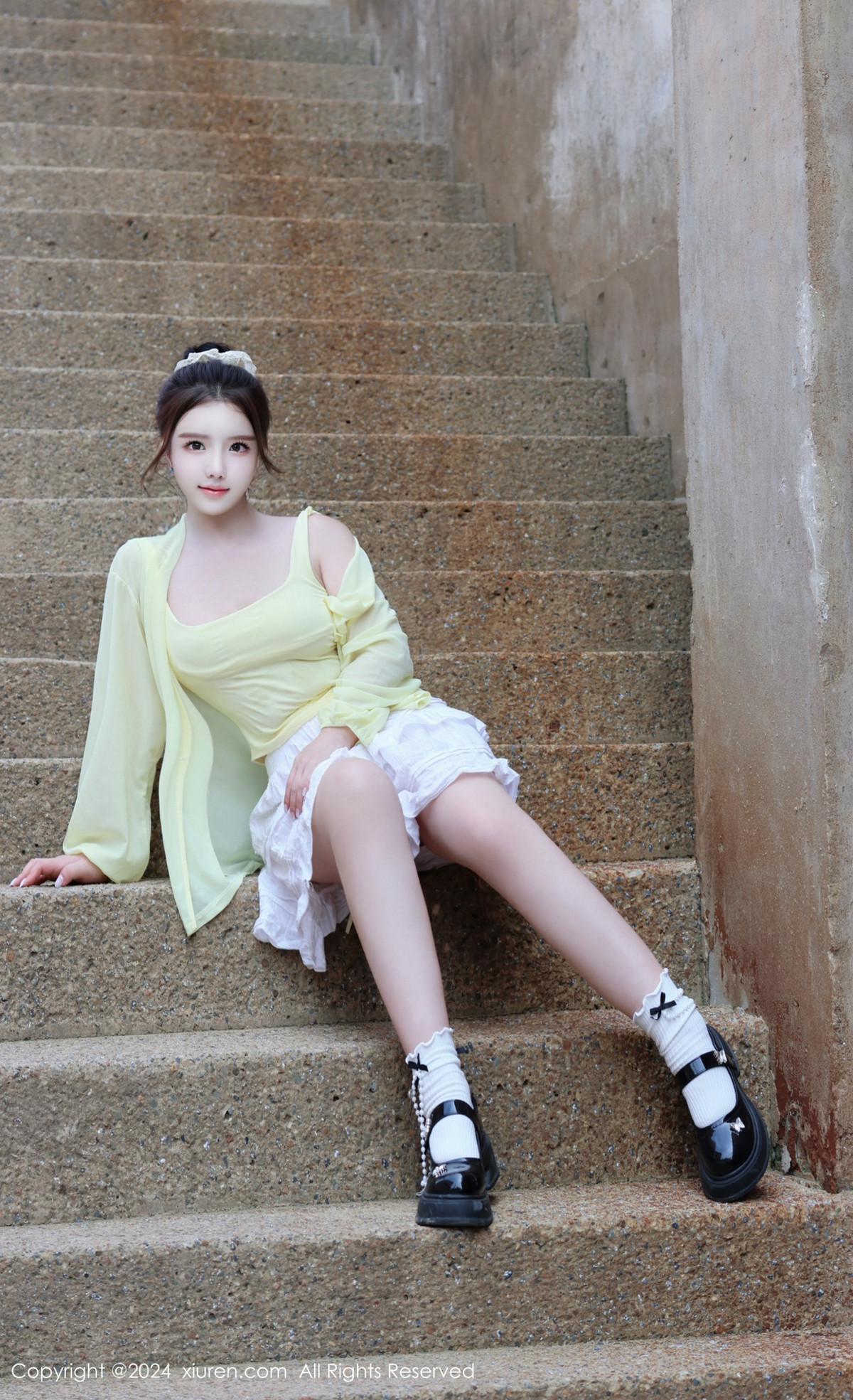 [XiuRen]高清写真图 2024.08.16 No.9024 小薯条nienie 美乳性感