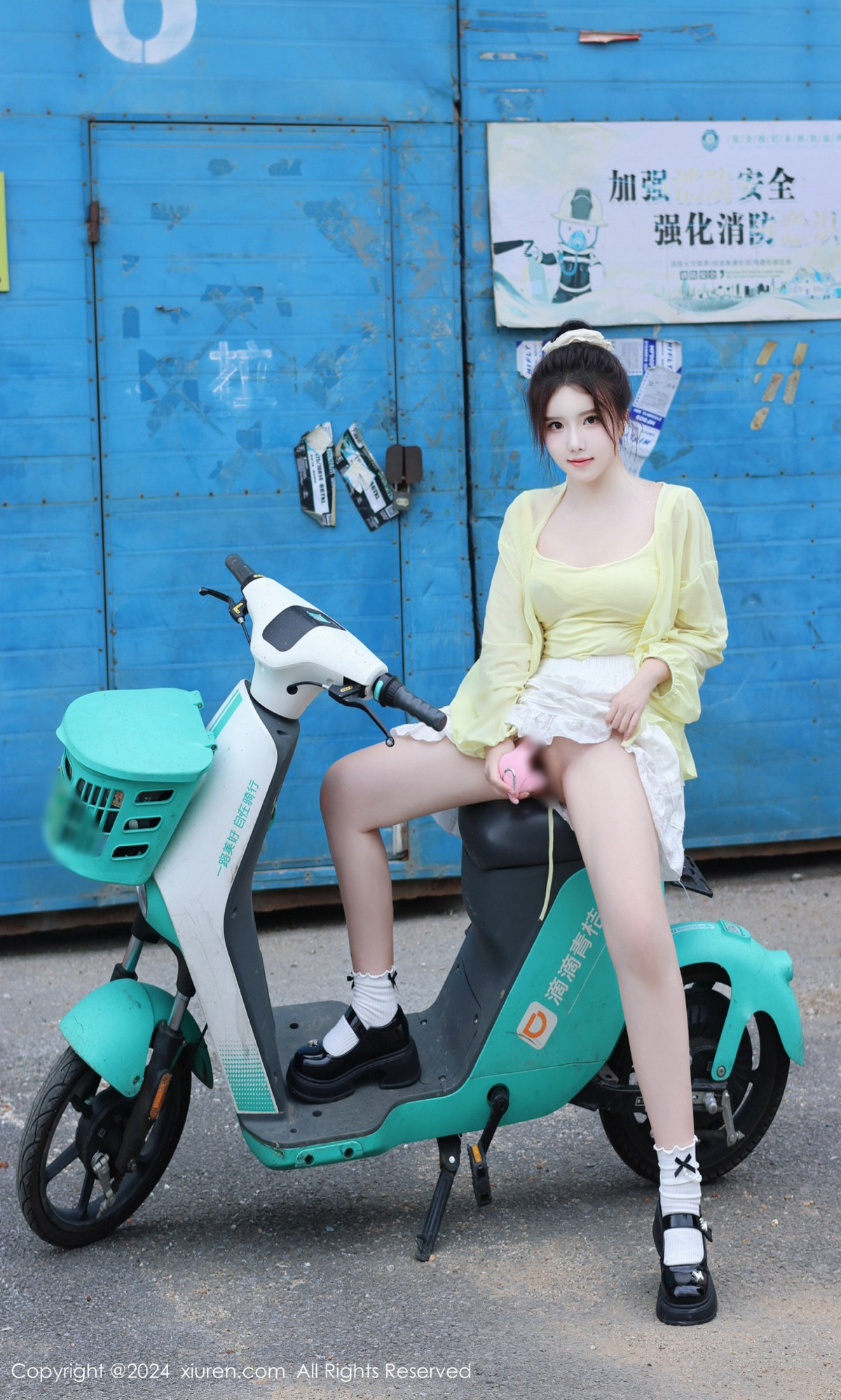 [XiuRen]高清写真图 2024.08.16 No.9024 小薯条nienie 美乳性感